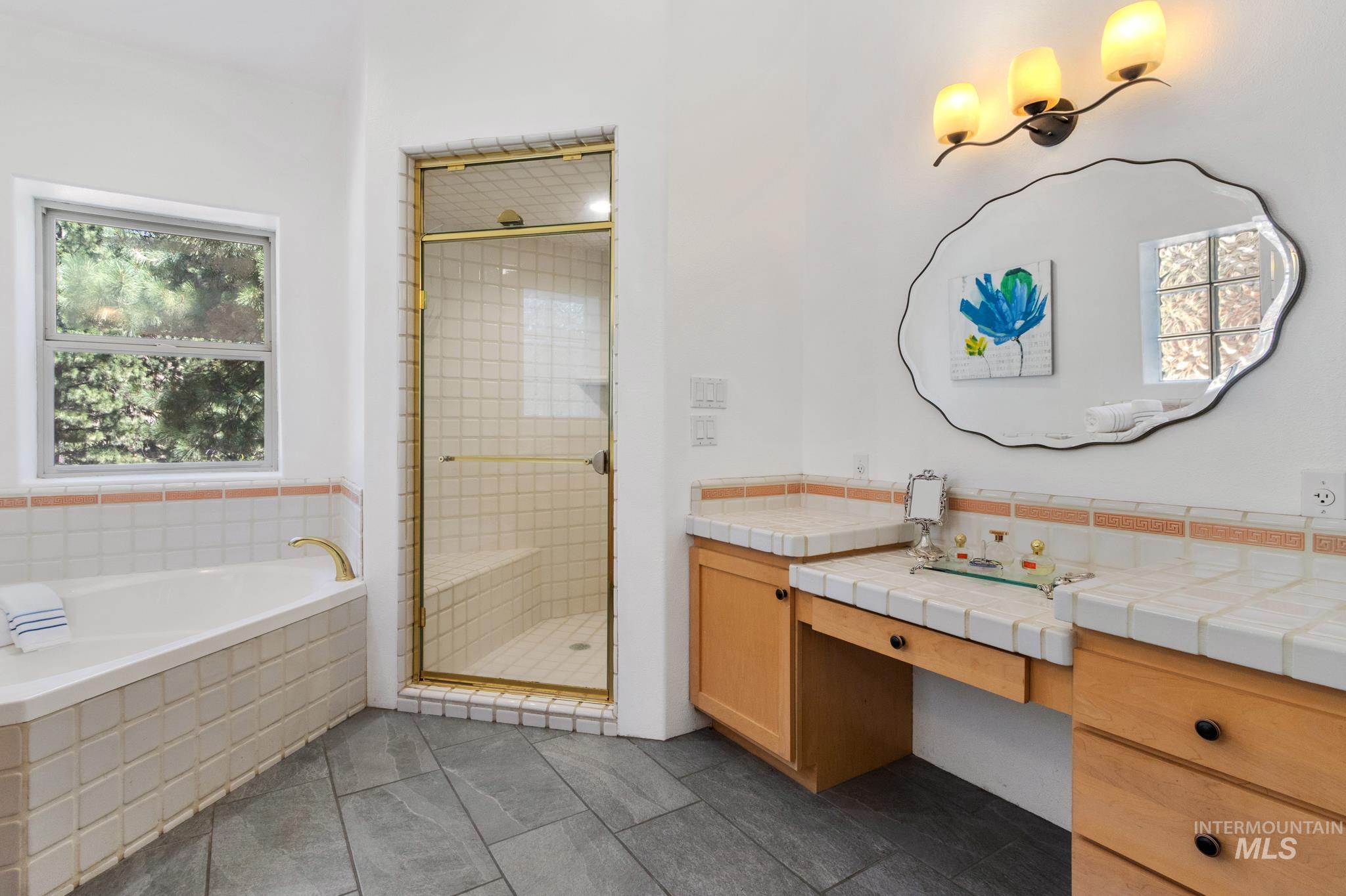 222 Rush Creek Road, Boise, Idaho 83716, 3 Bedrooms, 2.5 Bathrooms, Residential For Sale, Price $799,000,MLS 98978248