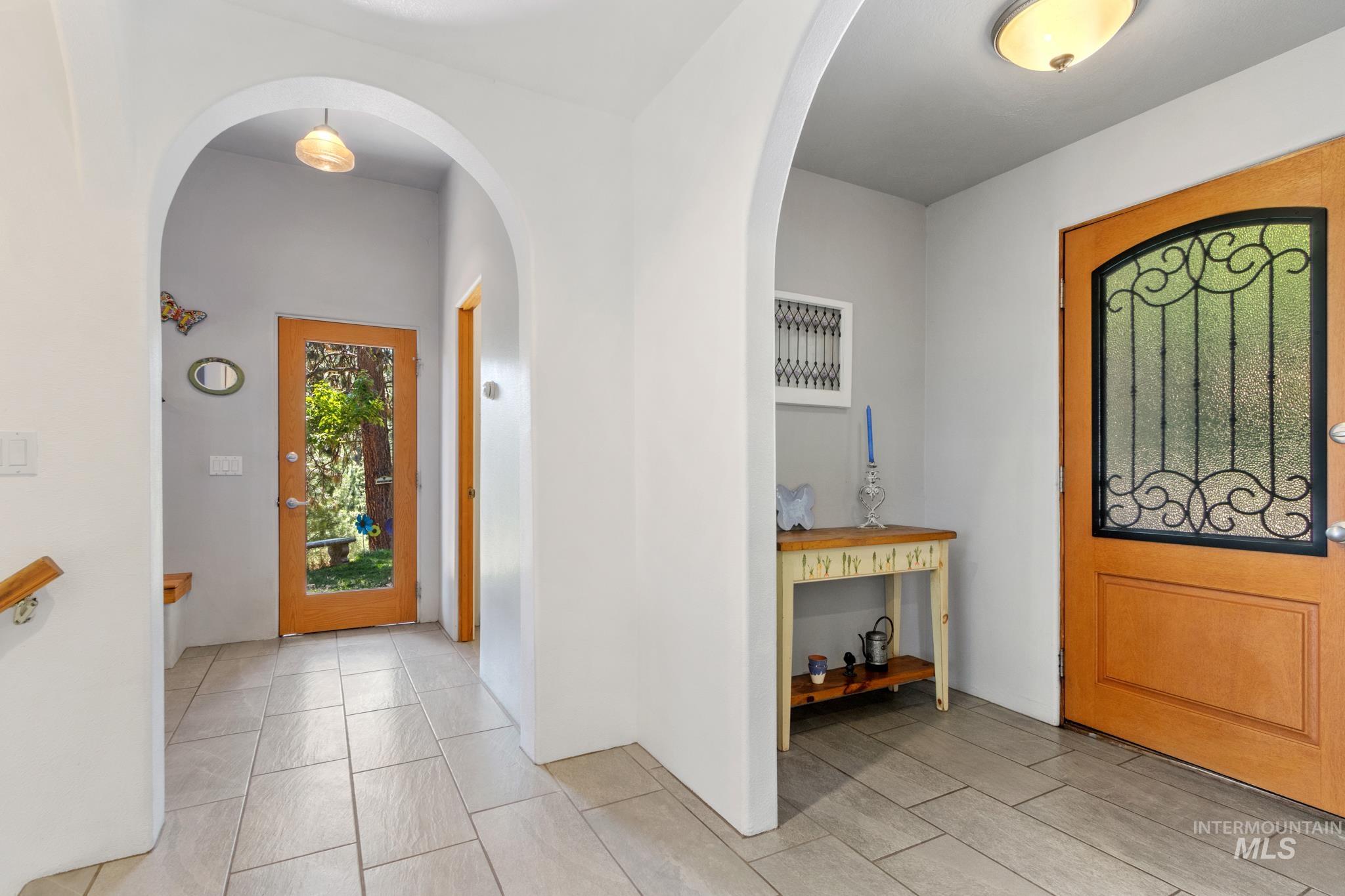 222 Rush Creek Road, Boise, Idaho 83716, 3 Bedrooms, 2.5 Bathrooms, Residential For Sale, Price $799,000,MLS 98978248