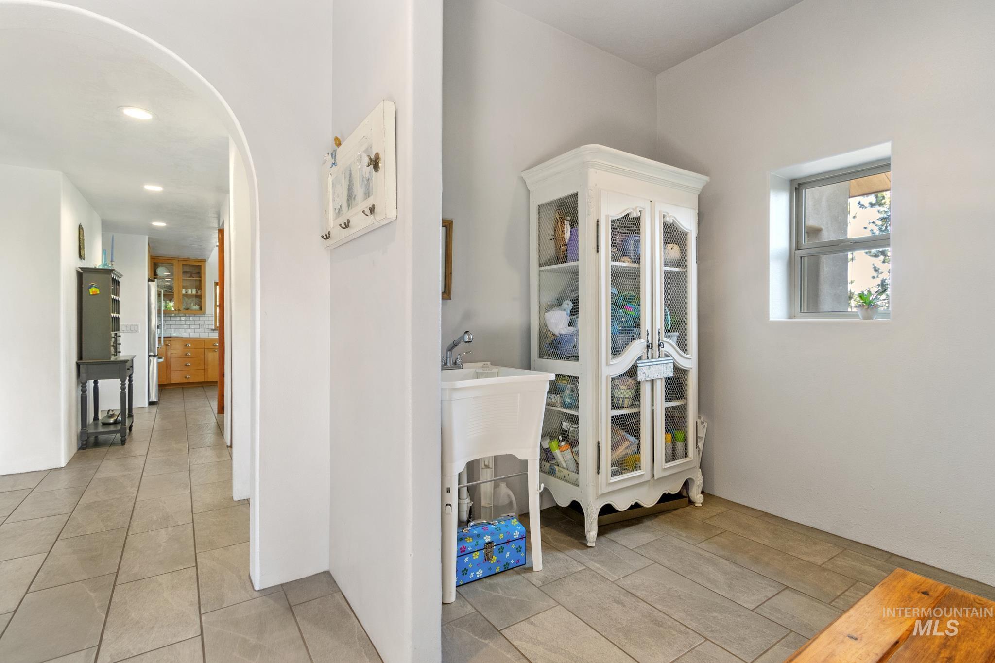 222 Rush Creek Road, Boise, Idaho 83716, 3 Bedrooms, 2.5 Bathrooms, Residential For Sale, Price $799,000,MLS 98978248