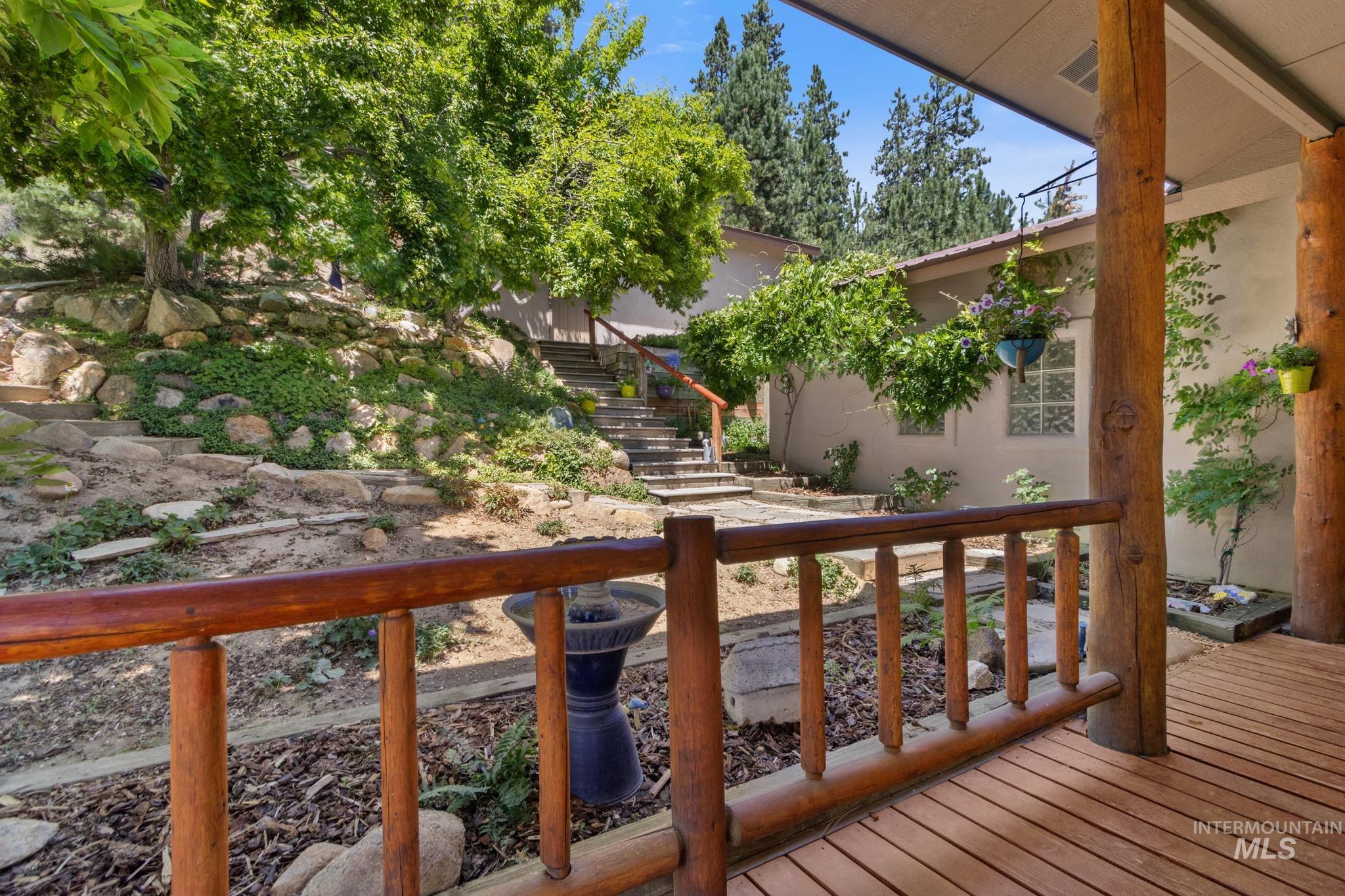 222 Rush Creek Road, Boise, Idaho 83716, 3 Bedrooms, 2.5 Bathrooms, Residential For Sale, Price $799,000,MLS 98978248