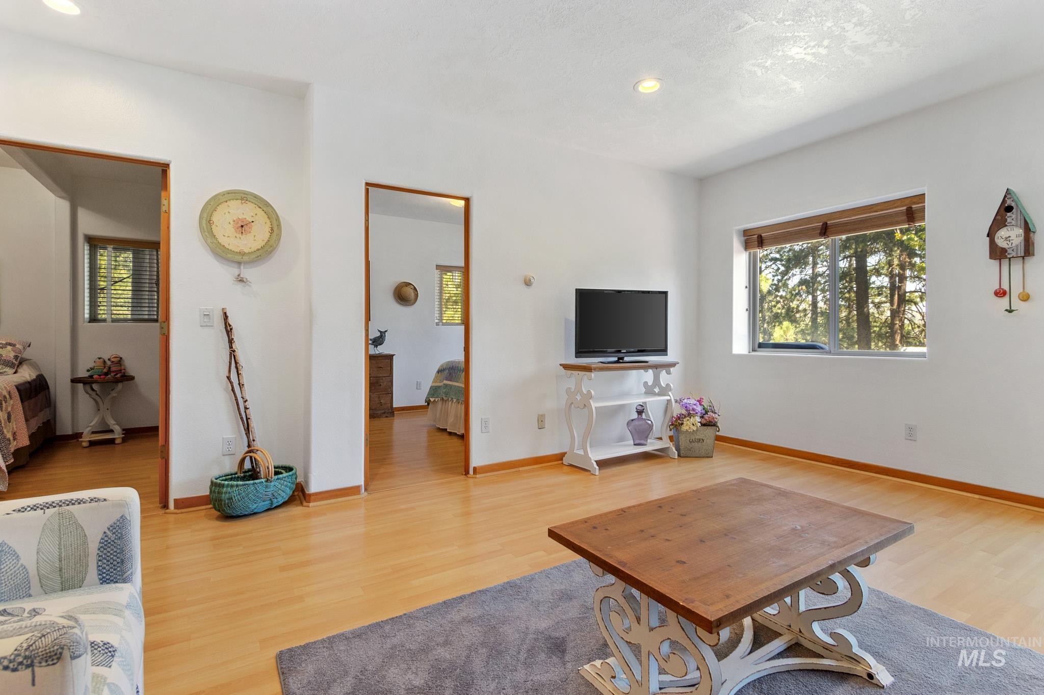 222 Rush Creek Road, Boise, Idaho 83716, 3 Bedrooms, 2.5 Bathrooms, Residential For Sale, Price $799,000,MLS 98978248