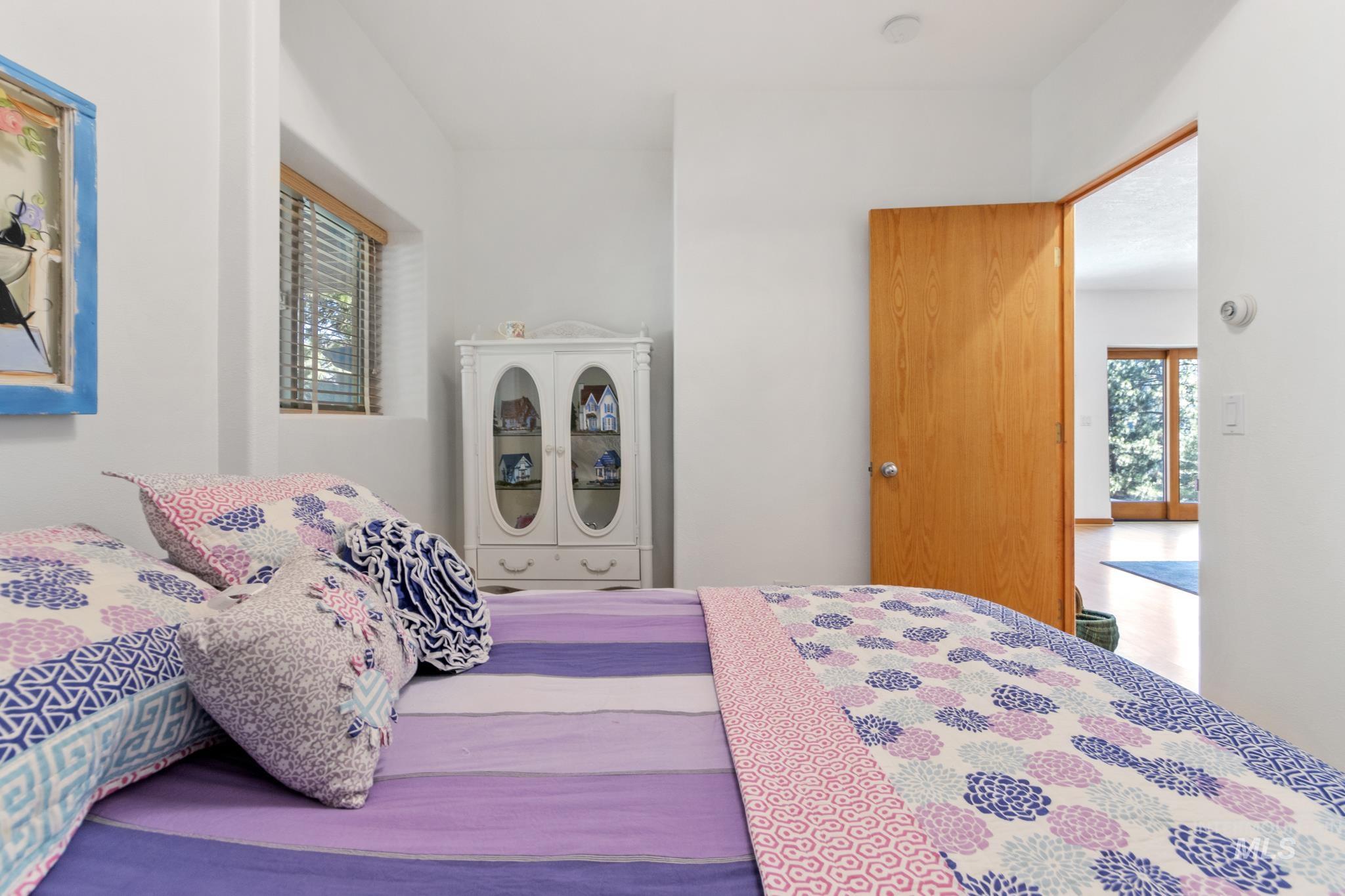 222 Rush Creek Road, Boise, Idaho 83716, 3 Bedrooms, 2.5 Bathrooms, Residential For Sale, Price $799,000,MLS 98978248