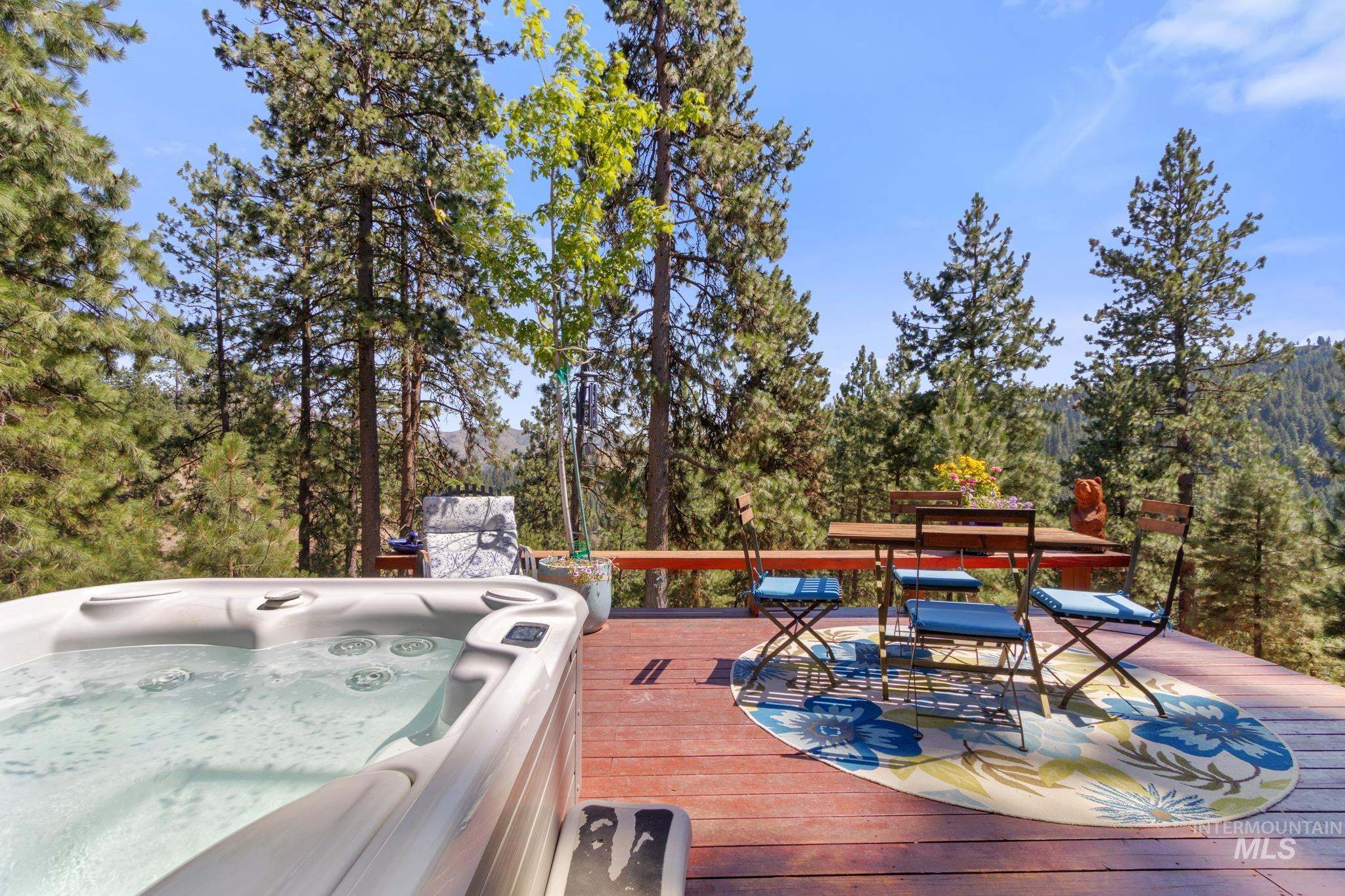 222 Rush Creek Road, Boise, Idaho 83716, 3 Bedrooms, 2.5 Bathrooms, Residential For Sale, Price $799,000,MLS 98978248