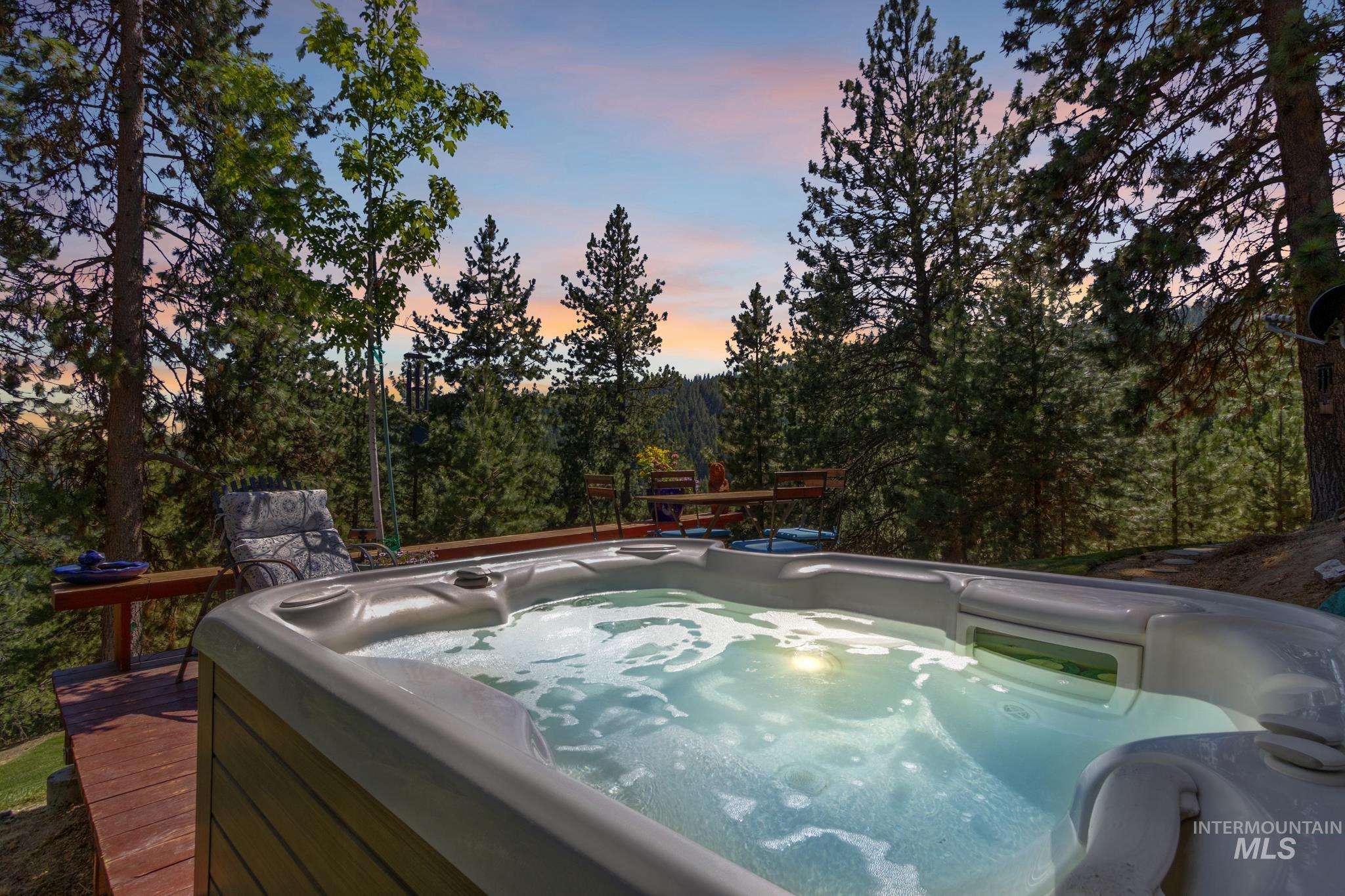 222 Rush Creek Road, Boise, Idaho 83716, 3 Bedrooms, 2.5 Bathrooms, Residential For Sale, Price $799,000,MLS 98978248