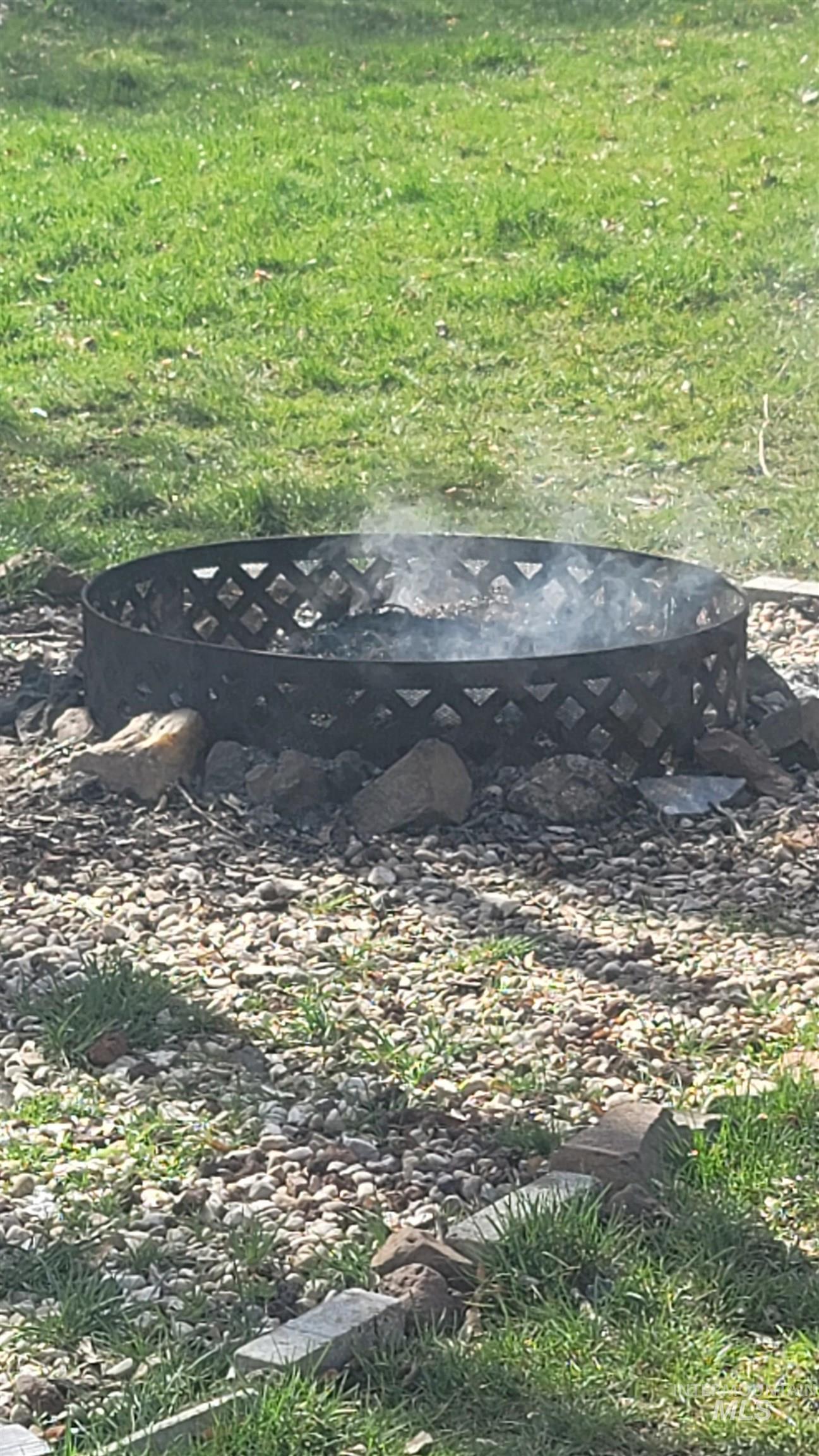 203 N Berkley St., Council, Idaho 83612, 2 Bedrooms, 1 Bathroom, Residential For Sale, Price $290,000,MLS 98978249