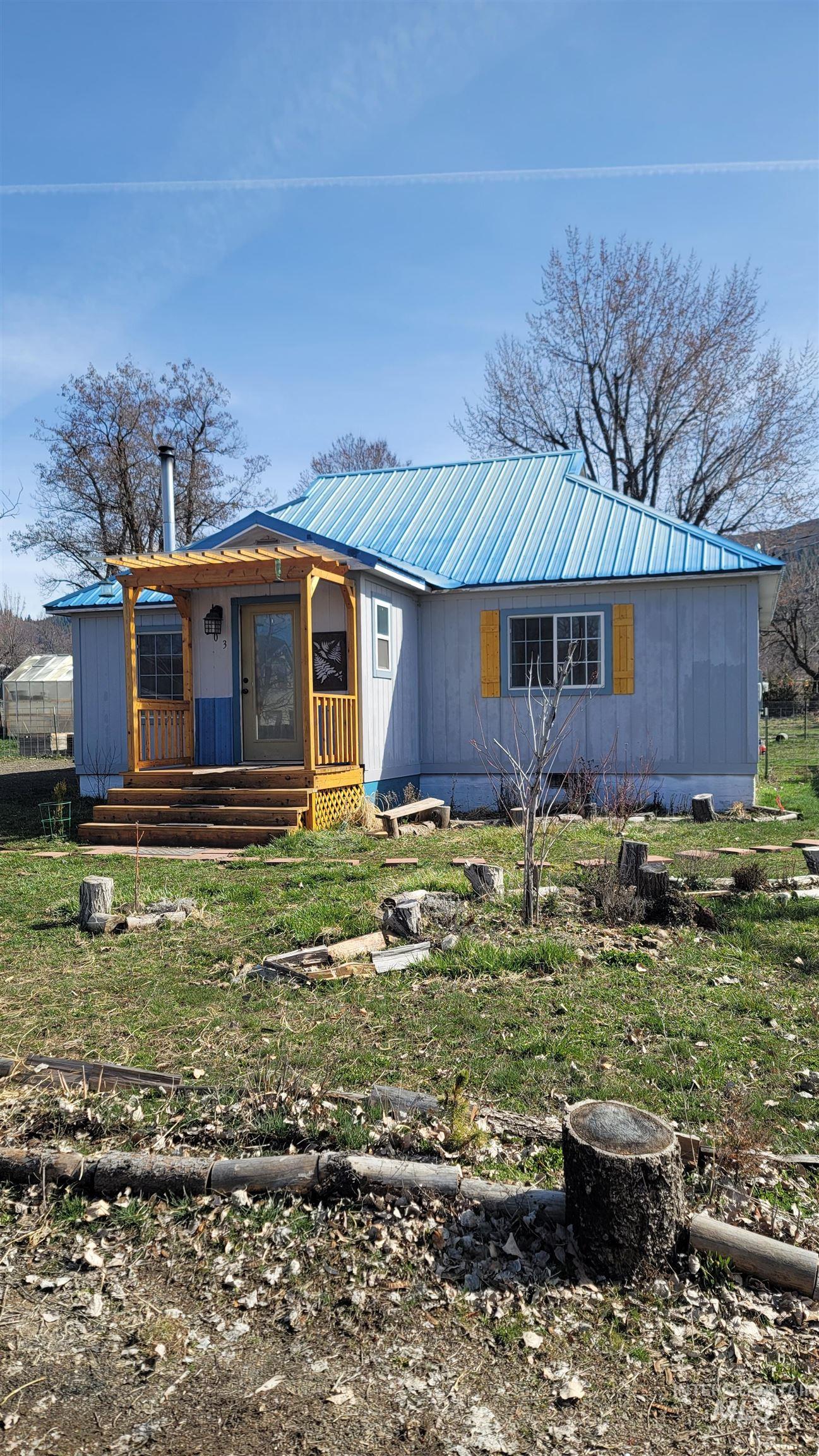 203 N Berkley St., Council, Idaho 83612, 2 Bedrooms, 1 Bathroom, Residential For Sale, Price $290,000,MLS 98978249