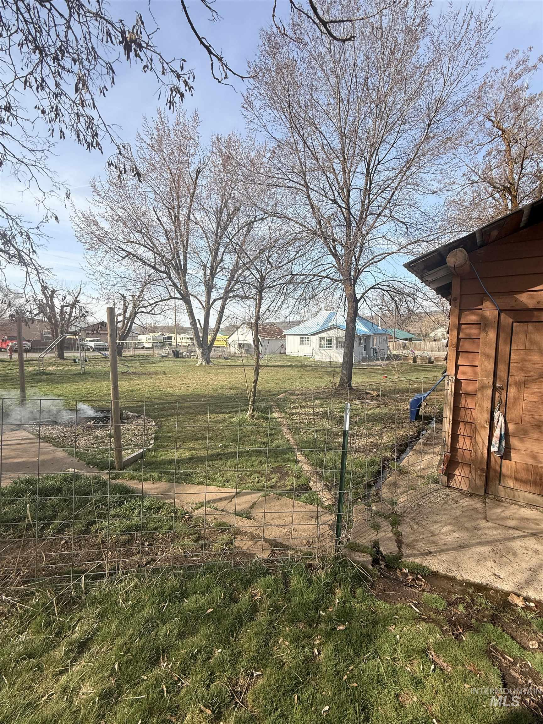 203 N Berkley St., Council, Idaho 83612, 2 Bedrooms, 1 Bathroom, Residential For Sale, Price $290,000, 98978249