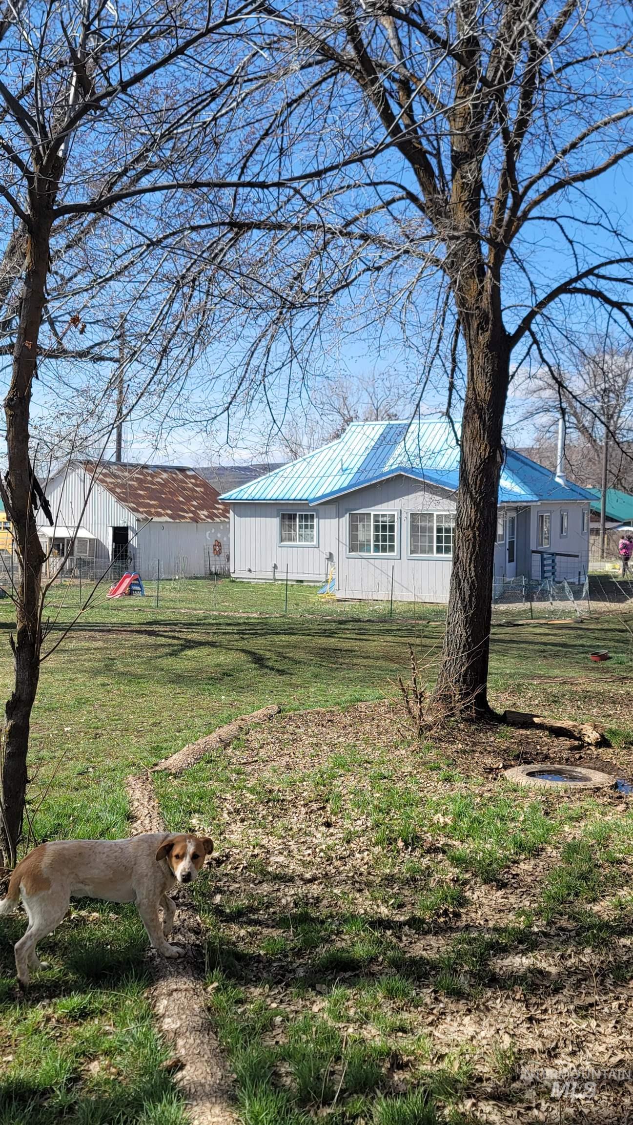 203 N Berkley St., Council, Idaho 83612, 2 Bedrooms, 1 Bathroom, Residential For Sale, Price $290,000,MLS 98978249