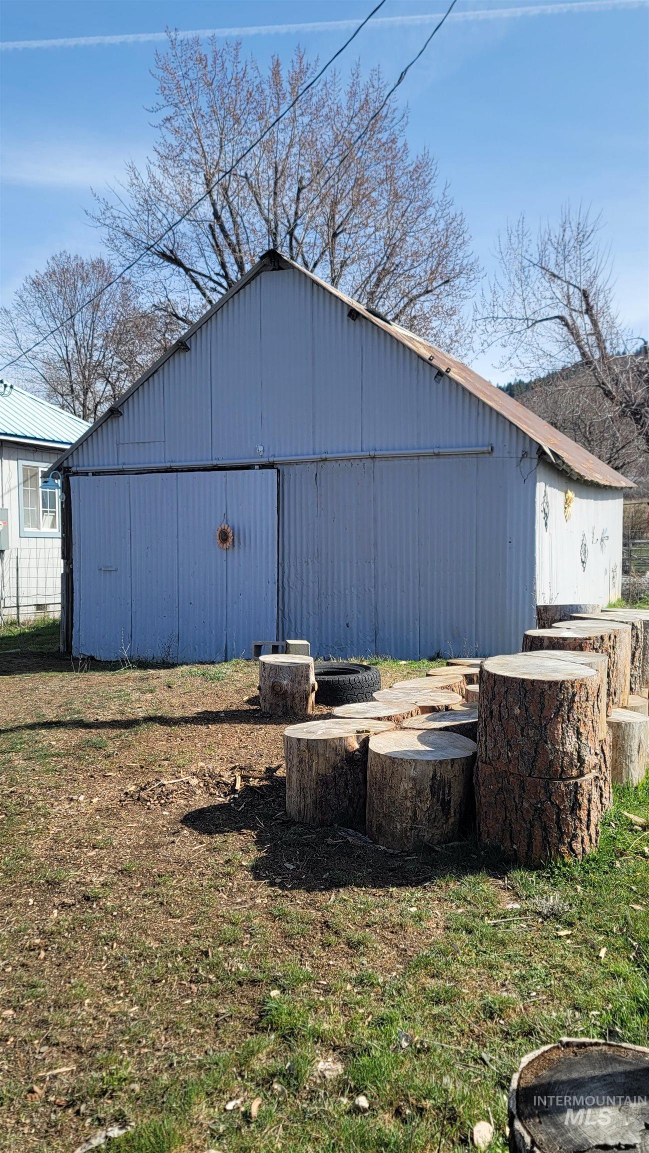 203 N Berkley St., Council, Idaho 83612, 2 Bedrooms, 1 Bathroom, Residential For Sale, Price $290,000,MLS 98978249