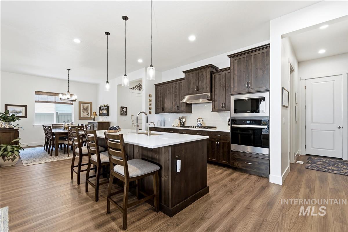 8680 W Pickett Creek St, Star, Idaho 83669, 2 Bedrooms, 2 Bathrooms, Residential For Sale, Price $599,900,MLS 98978252