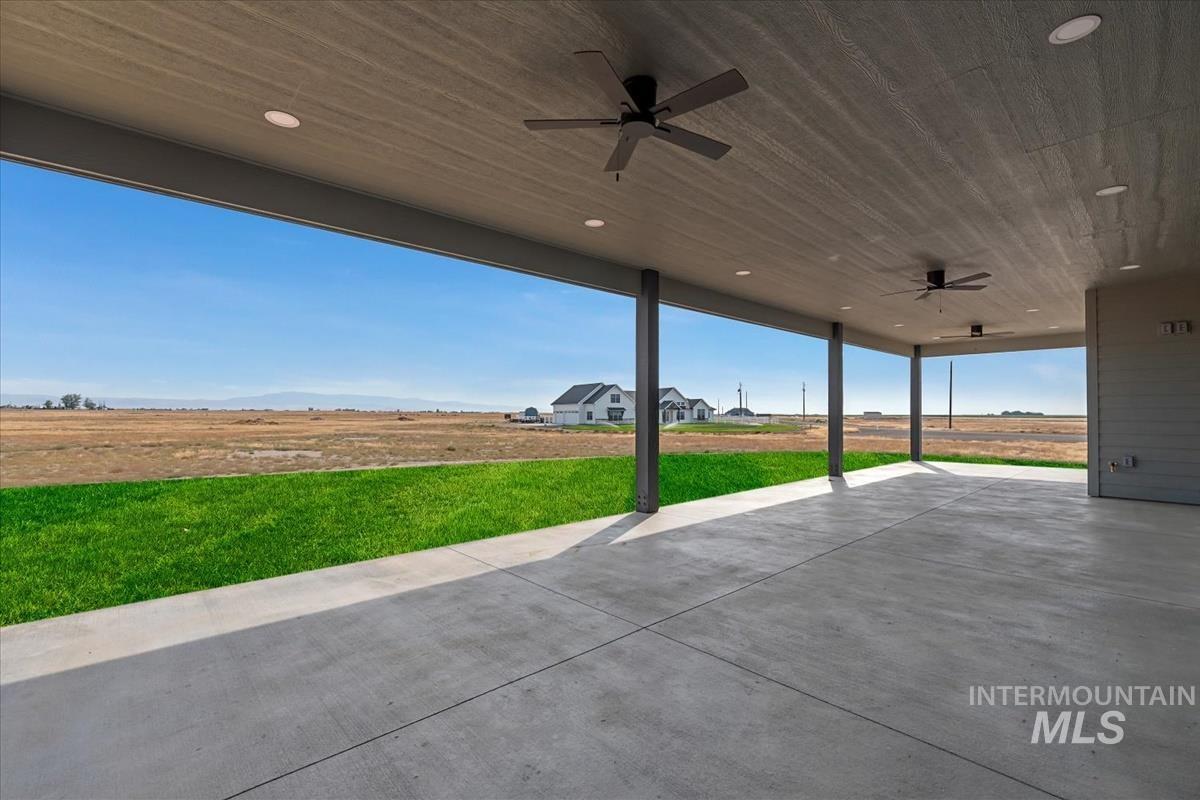 8650 SW El Camino Court, Mountain Home, Idaho 83647, 5 Bedrooms, 3 Bathrooms, Residential For Sale, Price $937,000, 98978254