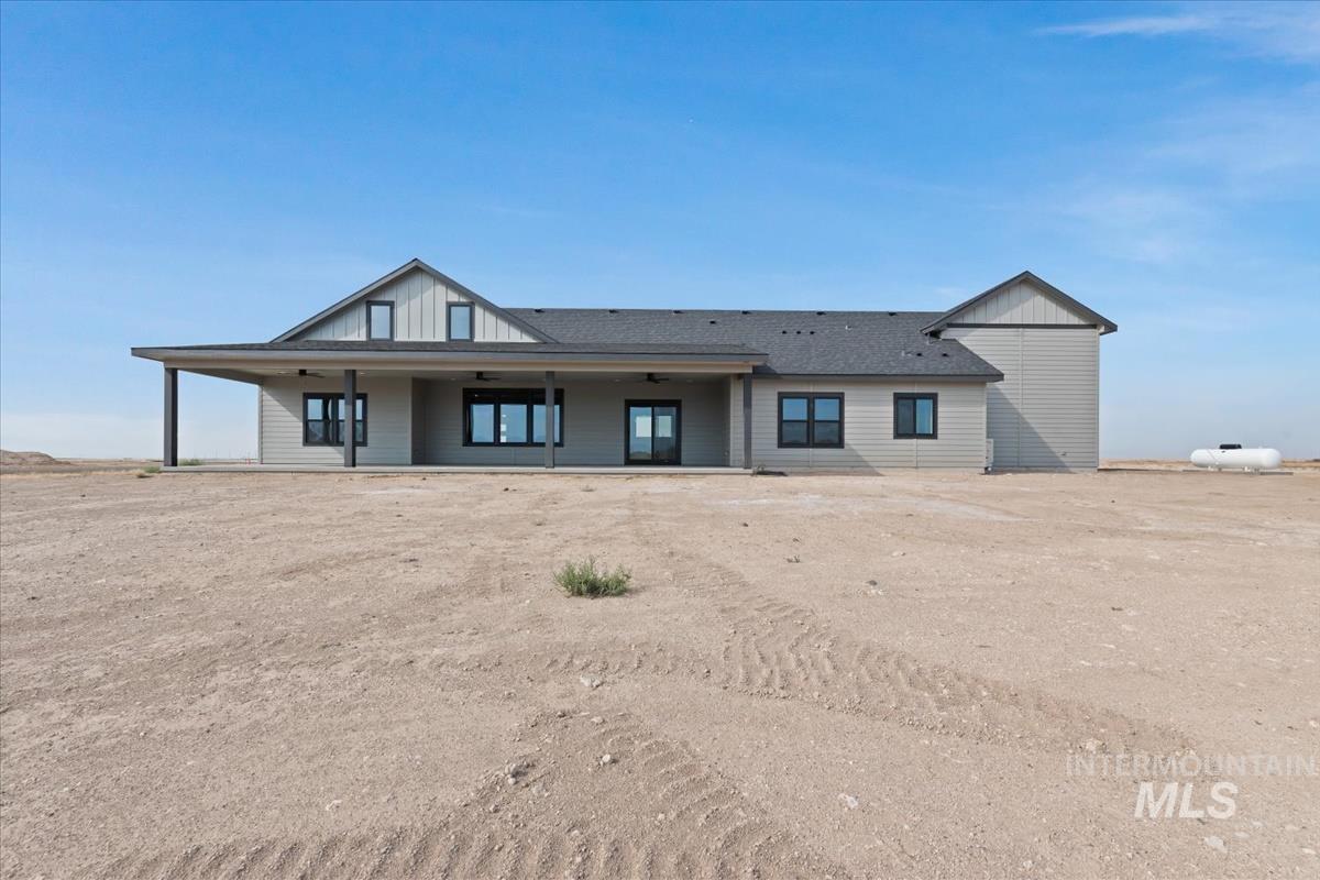 8650 SW El Camino Court, Mountain Home, Idaho 83647, 5 Bedrooms, 3 Bathrooms, Residential For Sale, Price $937,000, 98978254