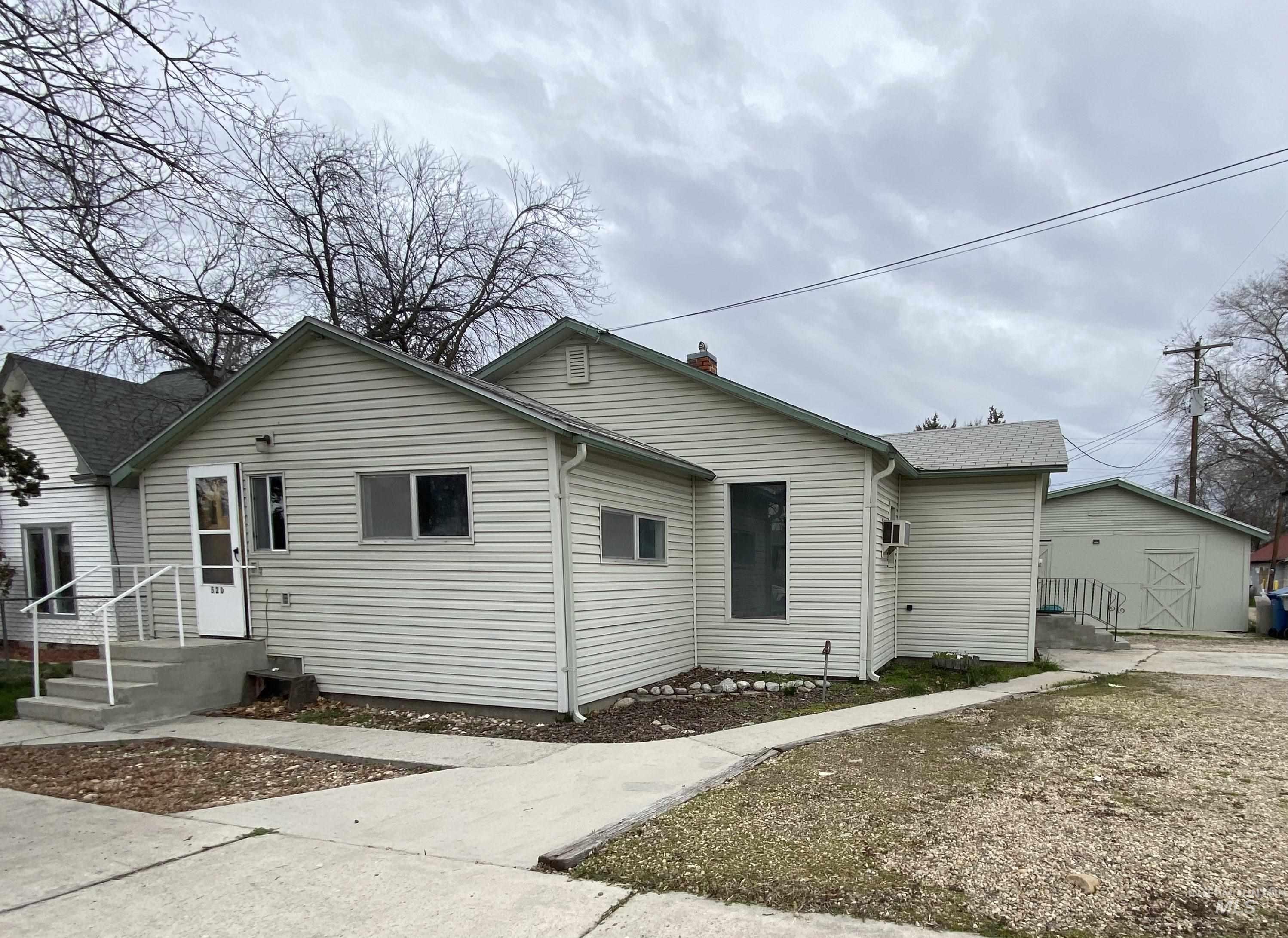 520 S 3rd Ave, Caldwell, Idaho 83605, 1 Bedroom, 1.5 Bathrooms, Residential For Sale, Price $209,000,MLS 98978258