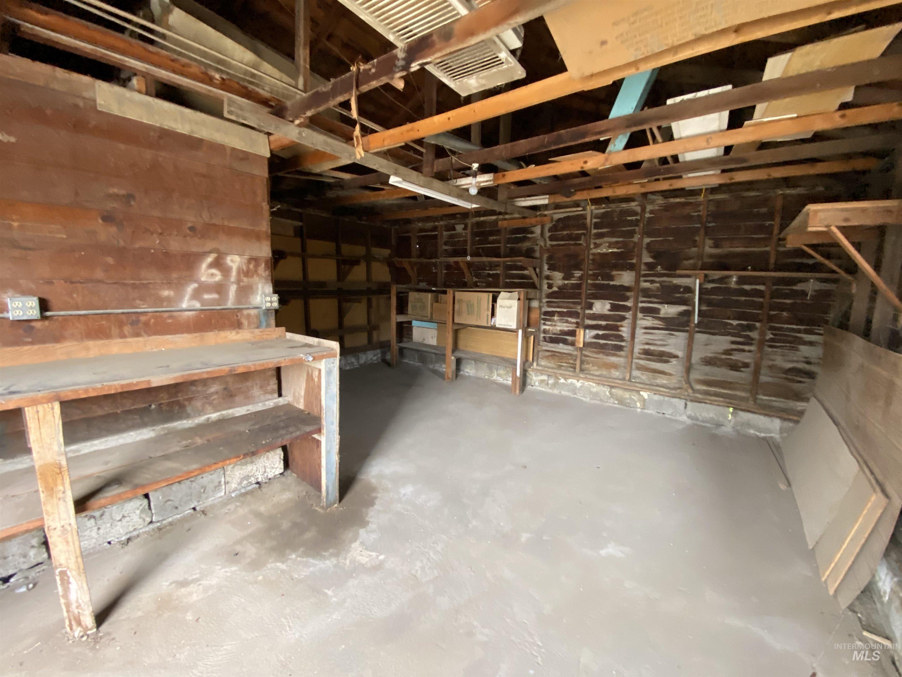 520 S 3rd Ave, Caldwell, Idaho 83605, 1 Bedroom, 1.5 Bathrooms, Residential For Sale, Price $209,000,MLS 98978258