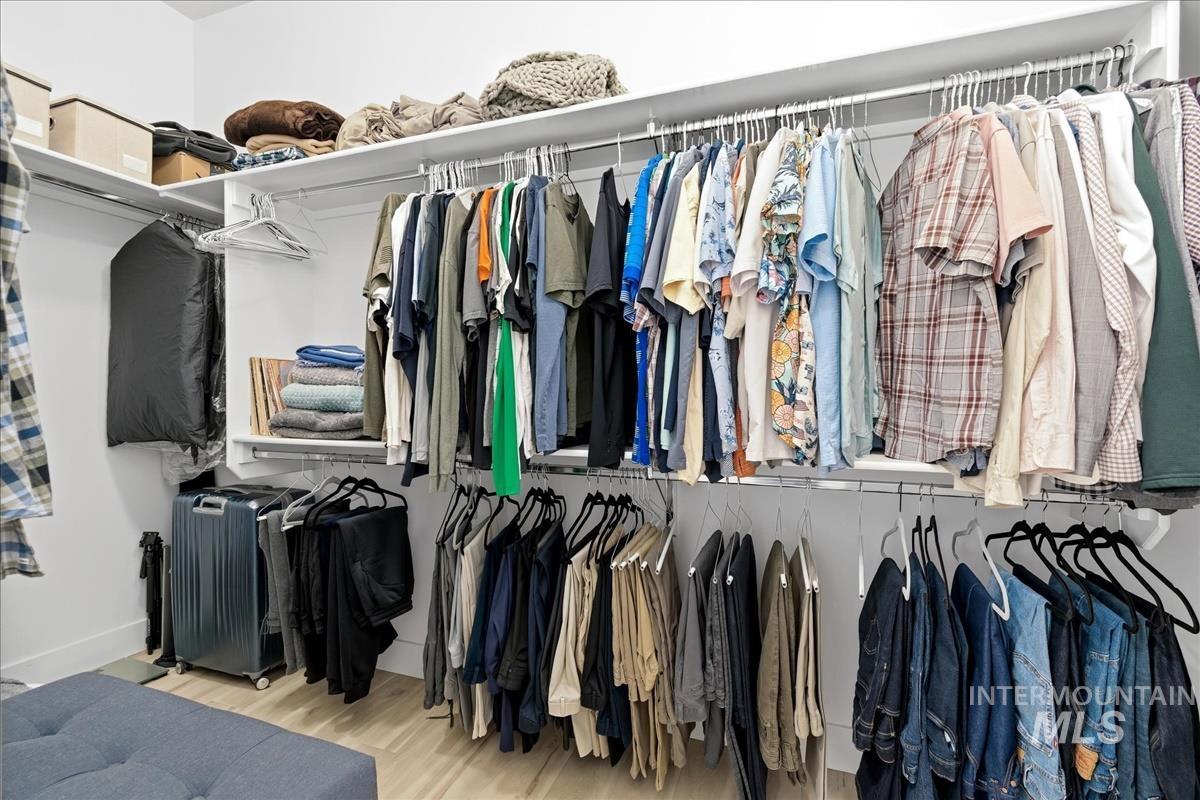 8572 W Lilburn, Star, Idaho 83669, 2 Bedrooms, 2 Bathrooms, Residential For Sale, Price $529,900,MLS 98978259