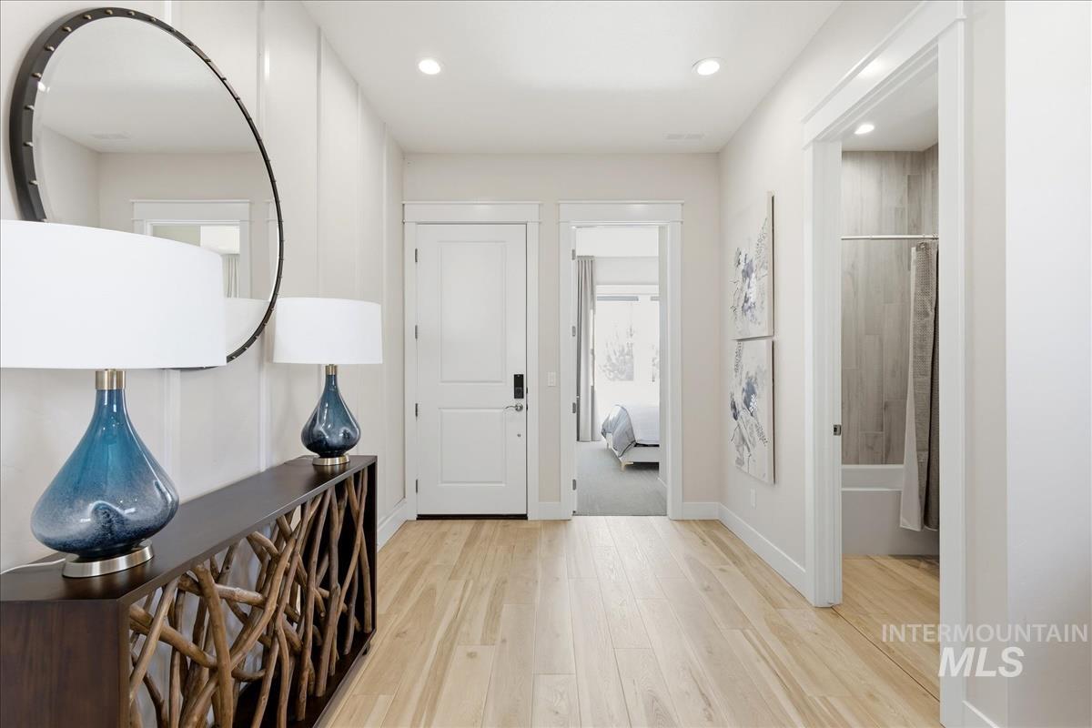 8572 W Lilburn, Star, Idaho 83669, 2 Bedrooms, 2 Bathrooms, Residential For Sale, Price $529,900,MLS 98978259