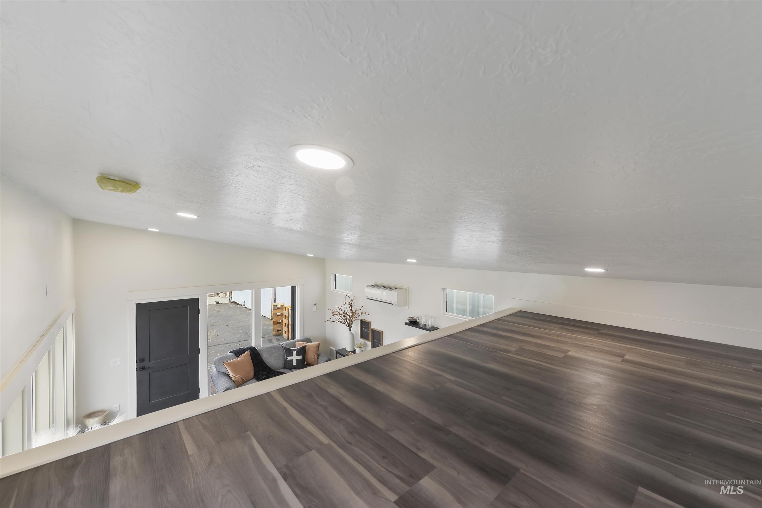 116 Raven Loop, Cascade, Idaho 83611, 1 Bedroom, 1 Bathroom, Residential For Sale, Price $299,000,MLS 98978262