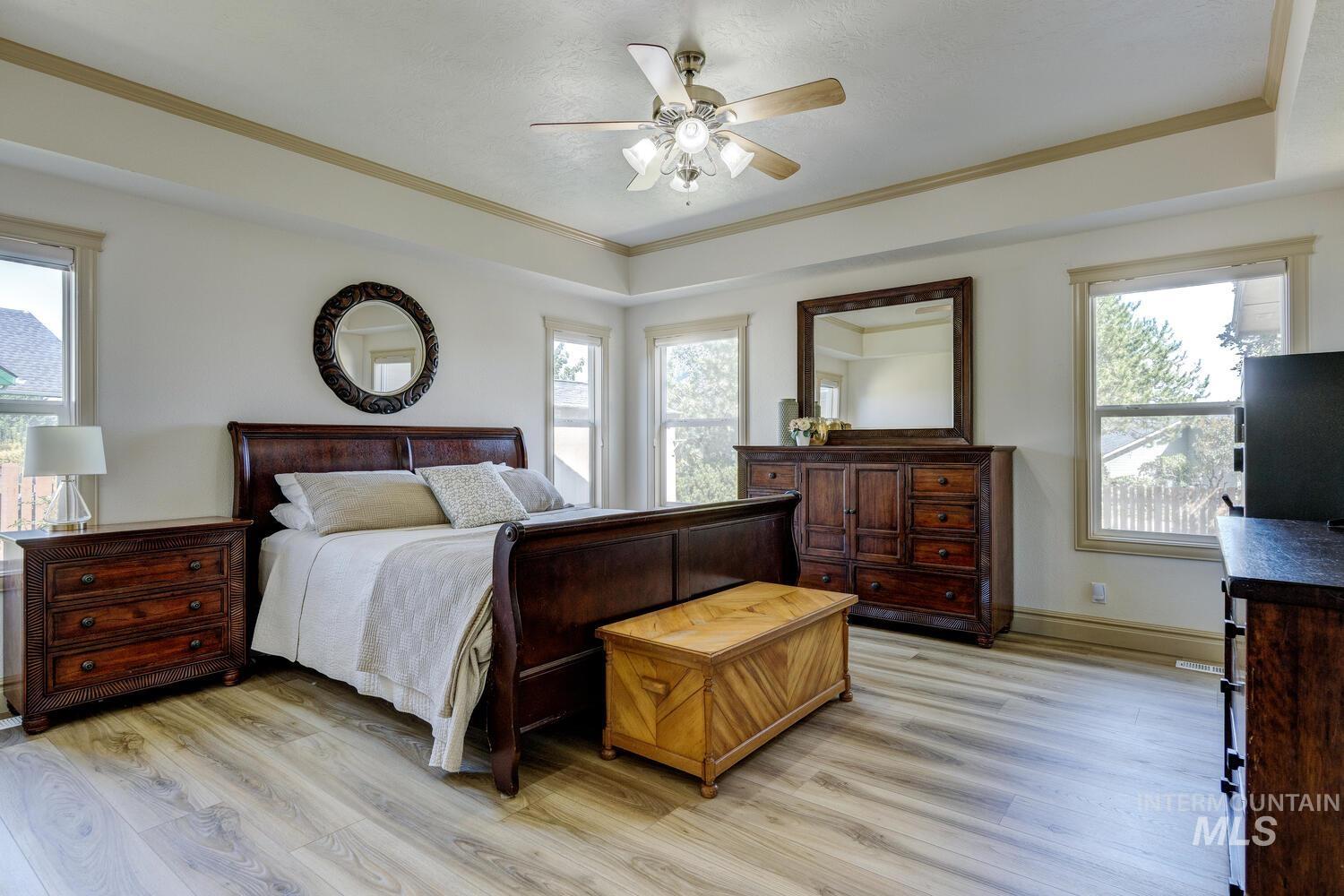 622 W Highland Avenue, Nampa, Idaho 83686, 3 Bedrooms, 2 Bathrooms, Residential For Sale, Price $550,000,MLS 98978263