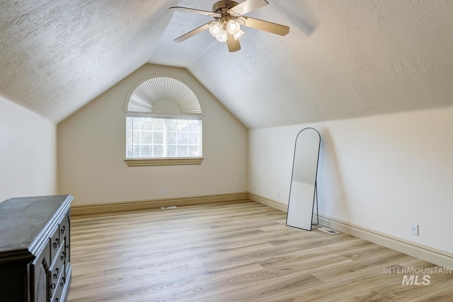 622 W Highland Avenue, Nampa, Idaho 83686, 3 Bedrooms, 2 Bathrooms, Residential For Sale, Price $550,000,MLS 98978263