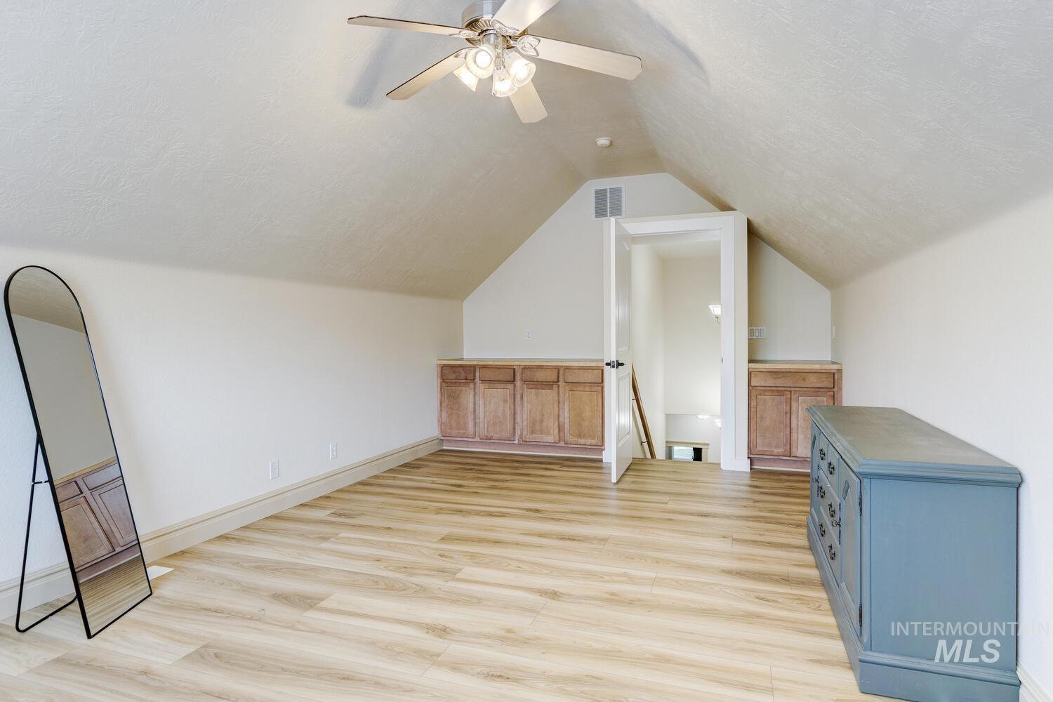 622 W Highland Avenue, Nampa, Idaho 83686, 3 Bedrooms, 2 Bathrooms, Residential For Sale, Price $550,000,MLS 98978263