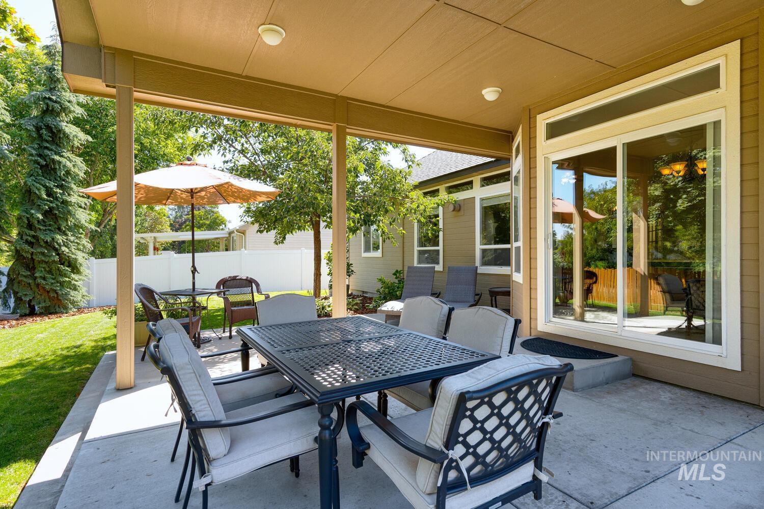 622 W Highland Avenue, Nampa, Idaho 83686, 3 Bedrooms, 2 Bathrooms, Residential For Sale, Price $550,000,MLS 98978263