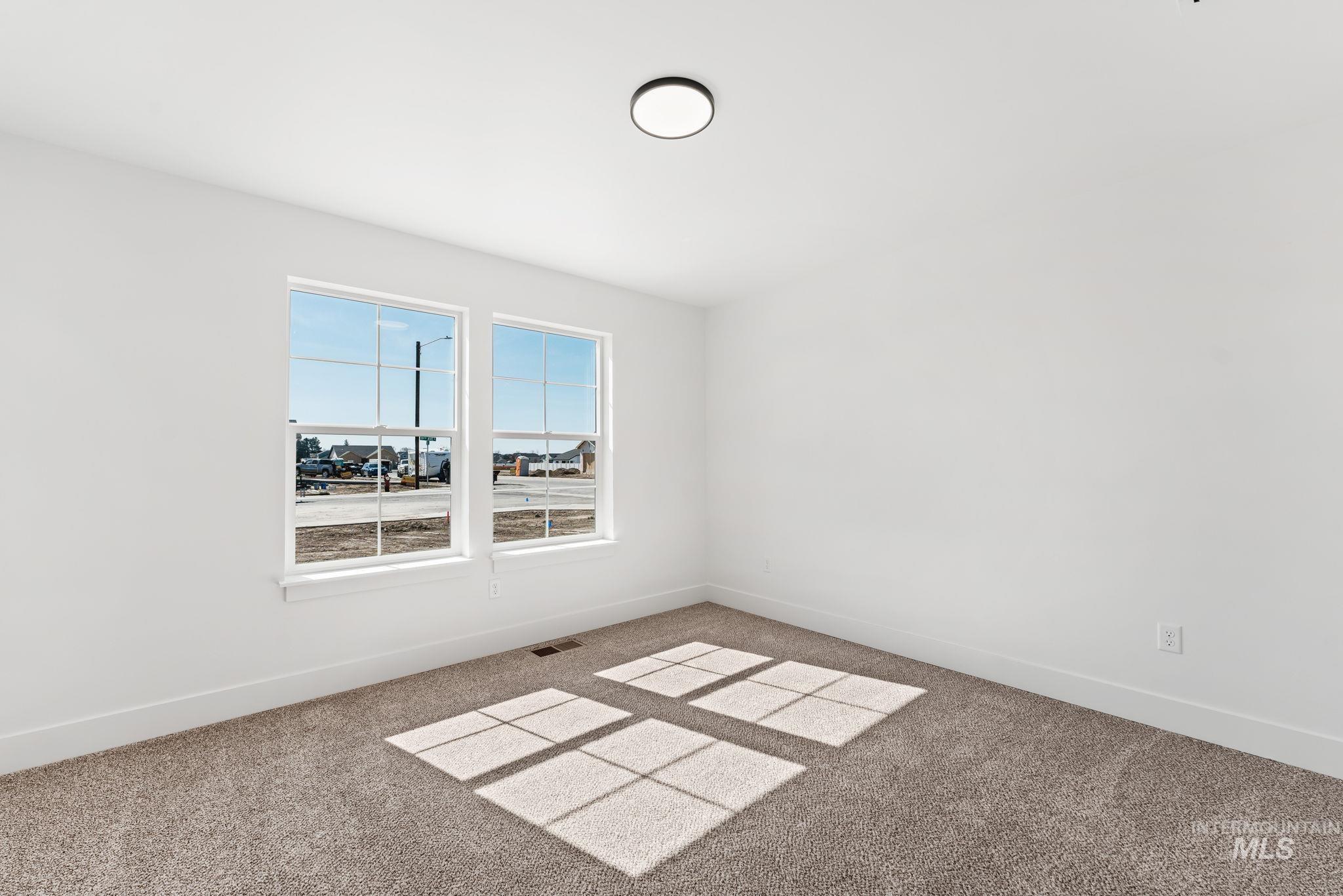 1330 19th Ave E, Jerome, Idaho 83338, 3 Bedrooms, 2 Bathrooms, Residential For Sale, Price $425,000,MLS 98978264