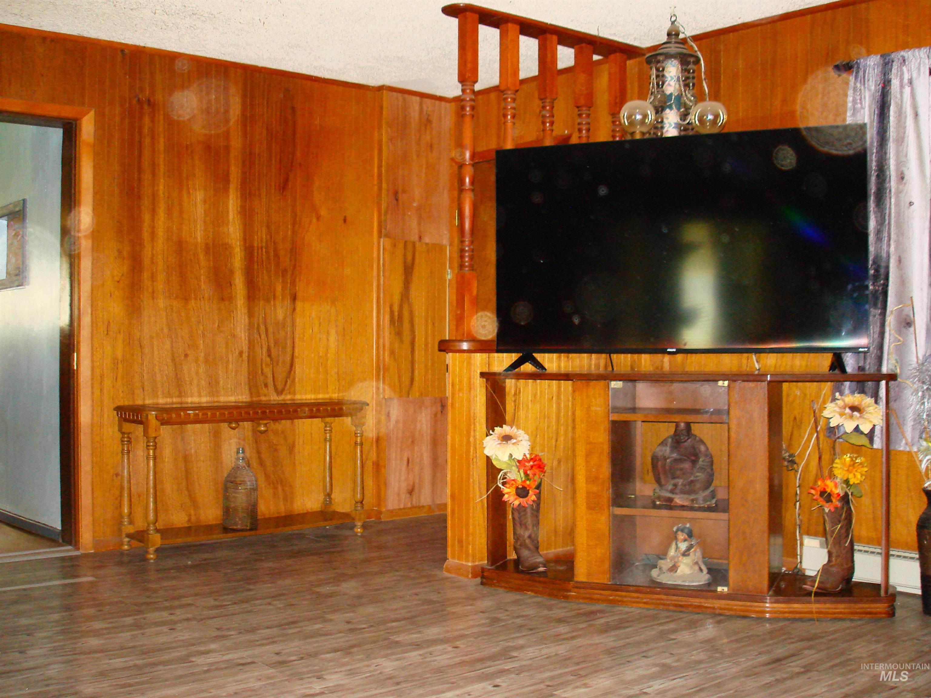 3756 Farrell Road, New Meadows, Idaho 83654, 3 Bedrooms, 2 Bathrooms, Residential For Sale, Price $665,000,MLS 98978266