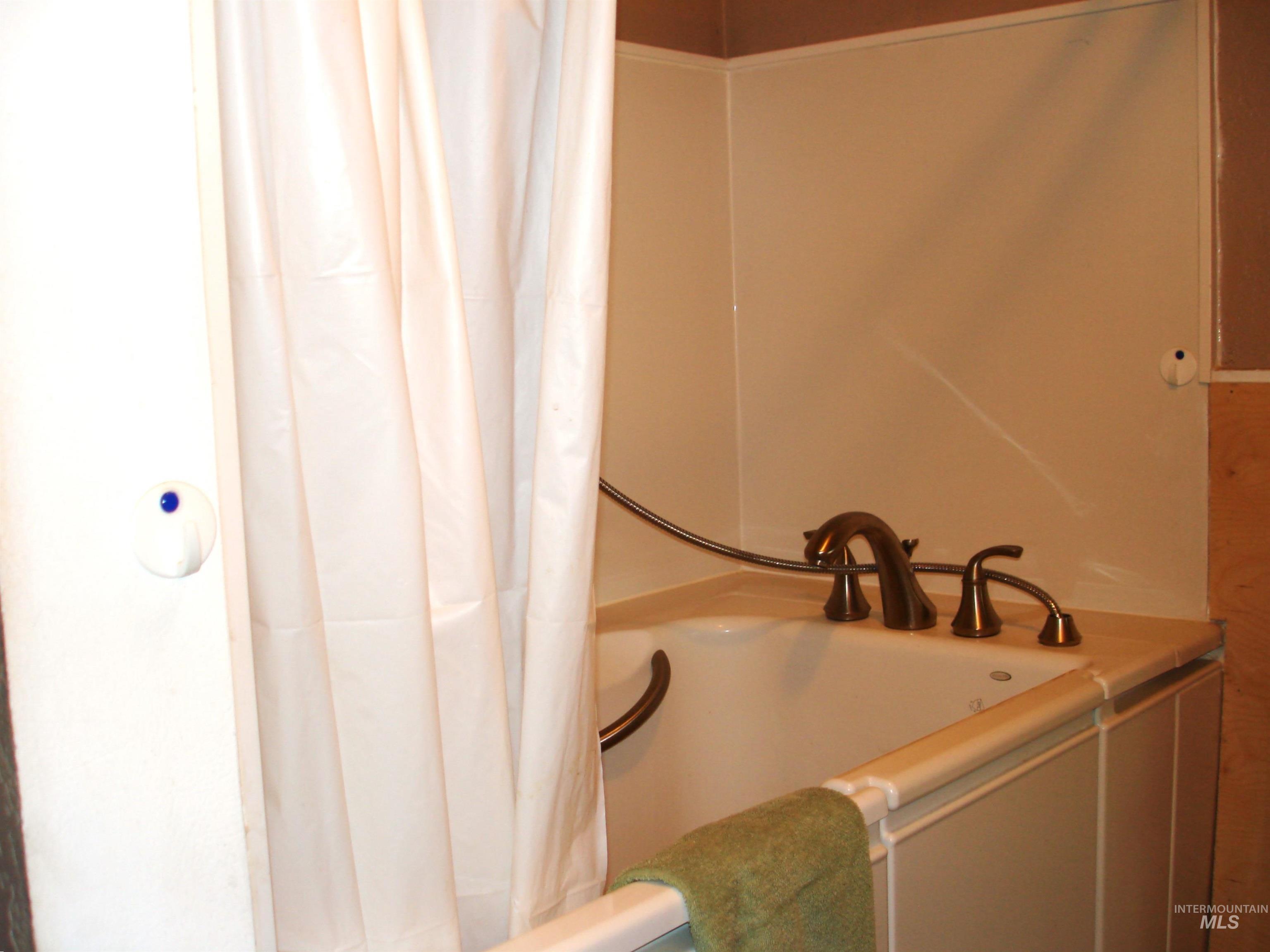 3756 Farrell Road, New Meadows, Idaho 83654, 3 Bedrooms, 2 Bathrooms, Residential For Sale, Price $665,000,MLS 98978266