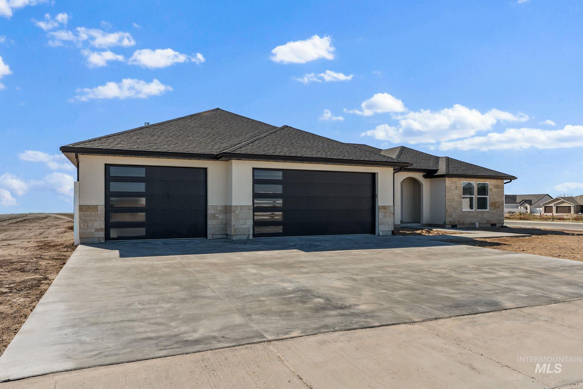 1325 20th Ave E, Jerome, Idaho 83338, 3 Bedrooms, 2 Bathrooms, Residential For Sale, Price $430,000,MLS 98978267