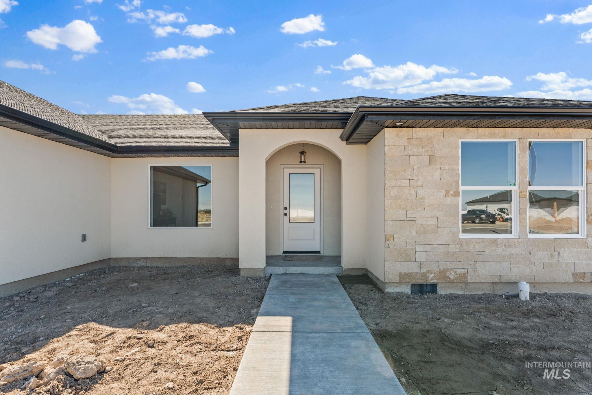 1325 20th Ave E, Jerome, Idaho 83338, 3 Bedrooms, 2 Bathrooms, Residential For Sale, Price $430,000,MLS 98978267