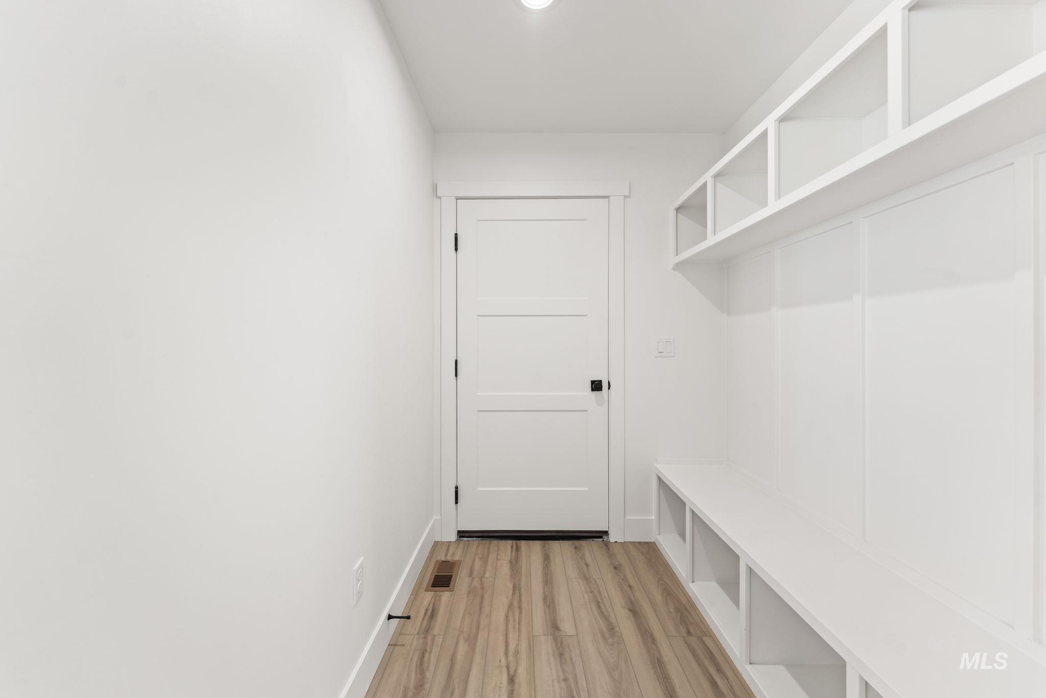 1325 20th Ave E, Jerome, Idaho 83338, 3 Bedrooms, 2 Bathrooms, Residential For Sale, Price $430,000,MLS 98978267