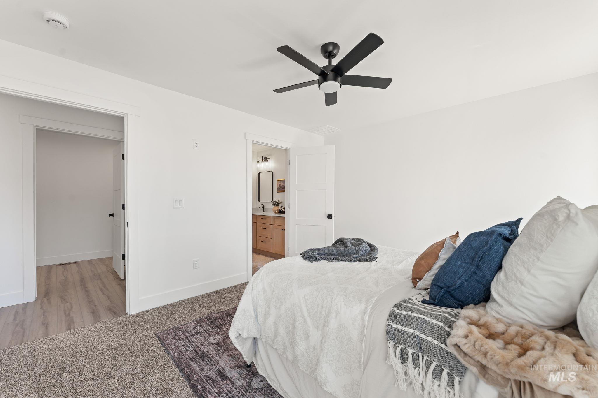 1325 20th Ave E, Jerome, Idaho 83338, 3 Bedrooms, 2 Bathrooms, Residential For Sale, Price $430,000,MLS 98978267