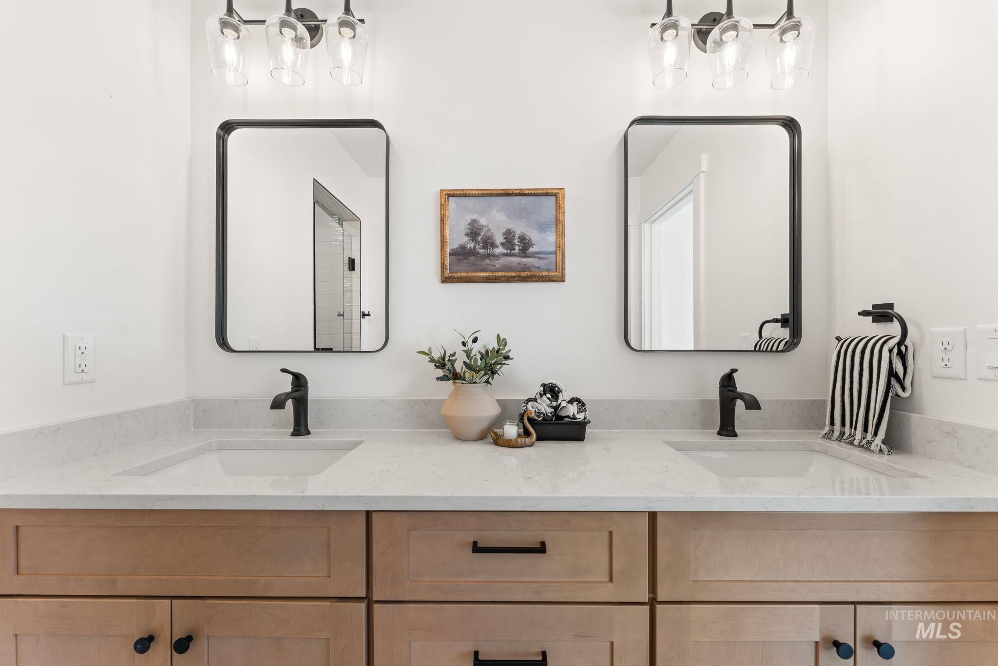 1325 20th Ave E, Jerome, Idaho 83338, 3 Bedrooms, 2 Bathrooms, Residential For Sale, Price $430,000,MLS 98978267