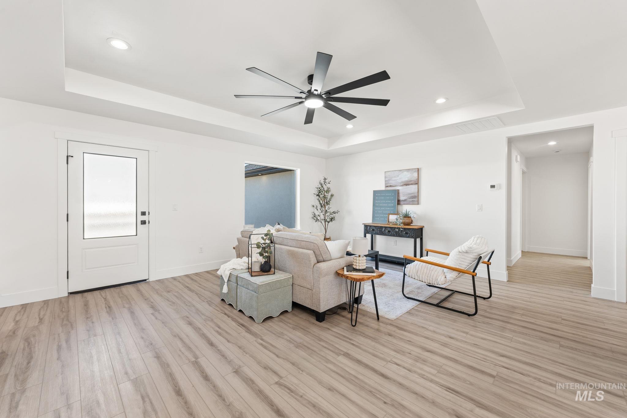 1325 20th Ave E, Jerome, Idaho 83338, 3 Bedrooms, 2 Bathrooms, Residential For Sale, Price $430,000,MLS 98978267