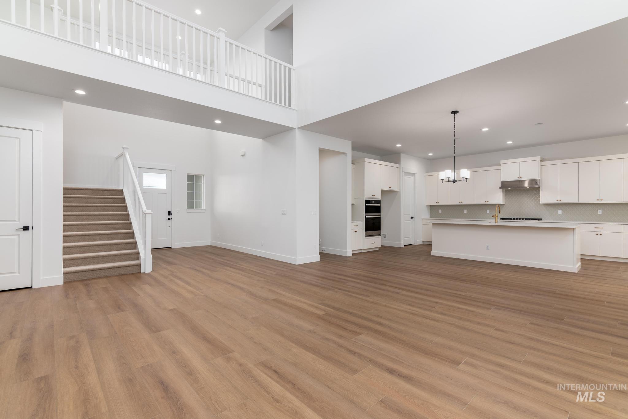 1366 W Grassland Ct, Middleton, Idaho 83644, 4 Bedrooms, 3.5 Bathrooms, Residential For Sale, Price $689,000,MLS 98978268