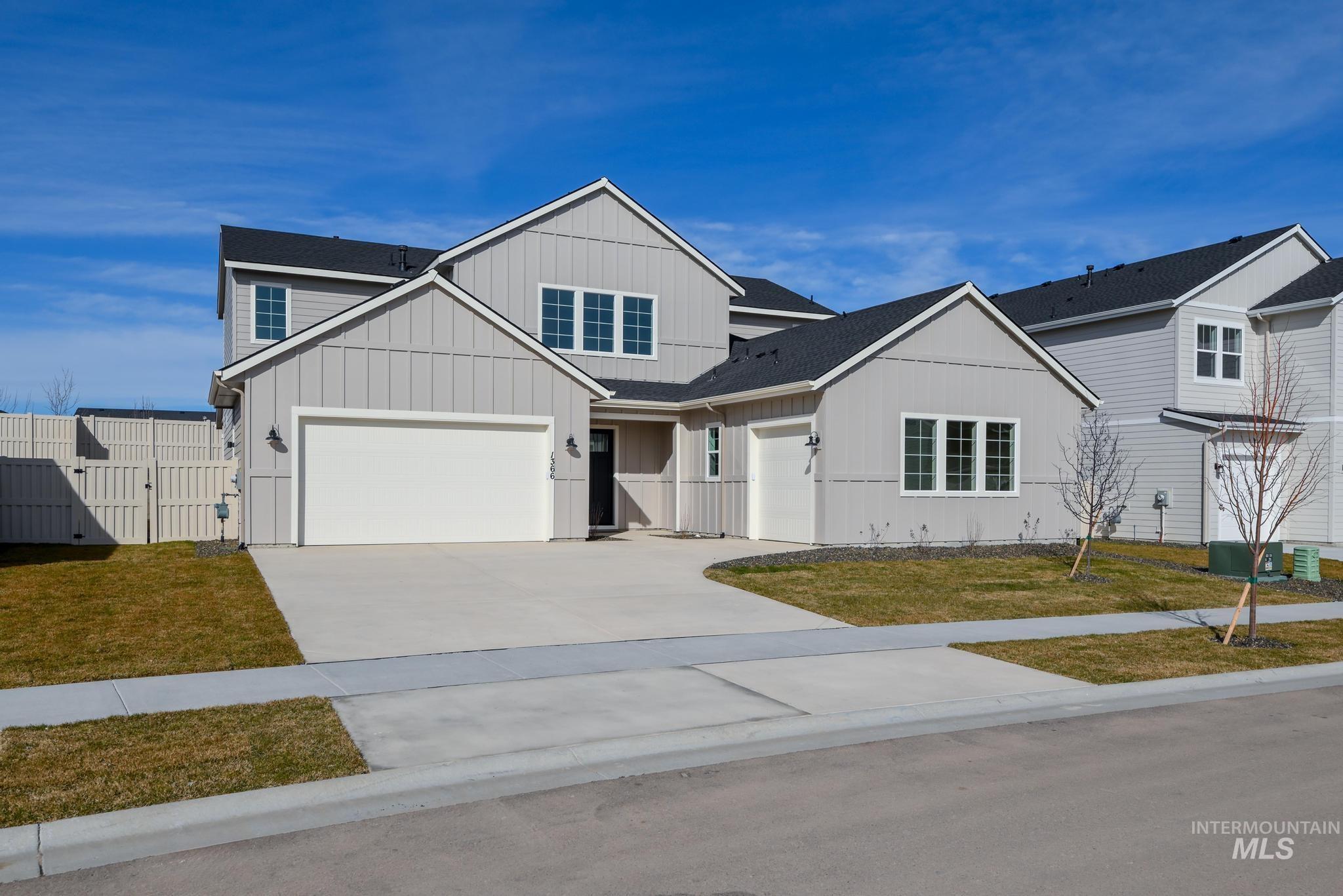 1366 W Grassland Ct, Middleton, Idaho 83644, 4 Bedrooms, 3.5 Bathrooms, Residential For Sale, Price $669,000,MLS 98978268