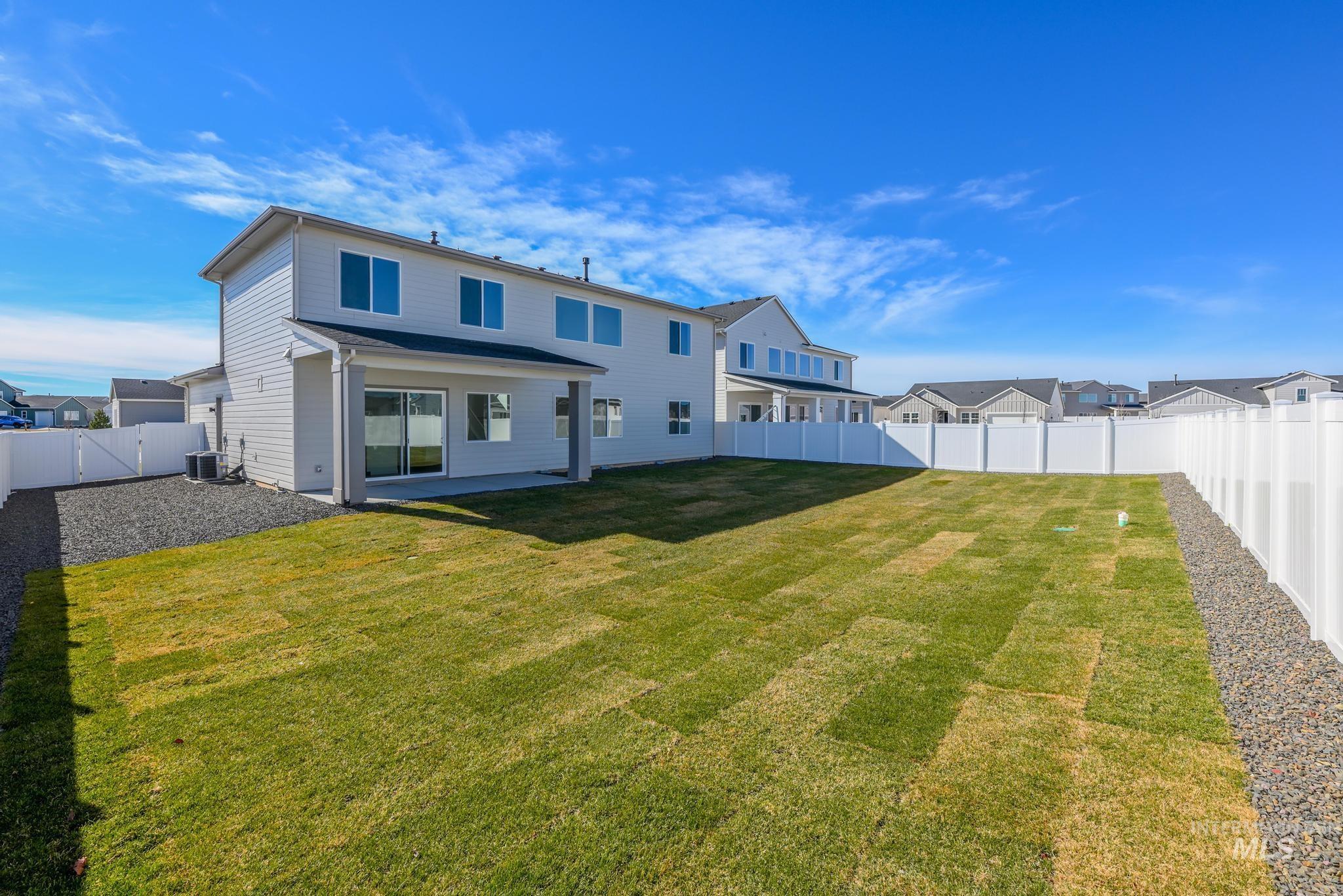 1366 W Grassland Ct, Middleton, Idaho 83644, 4 Bedrooms, 3.5 Bathrooms, Residential For Sale, Price $689,000,MLS 98978268