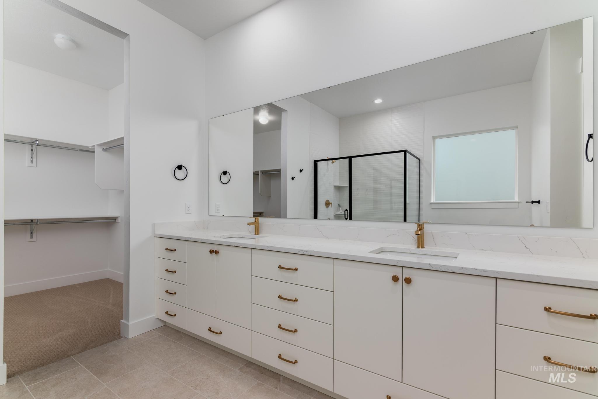 1366 W Grassland Ct, Middleton, Idaho 83644, 4 Bedrooms, 3.5 Bathrooms, Residential For Sale, Price $669,000,MLS 98978268