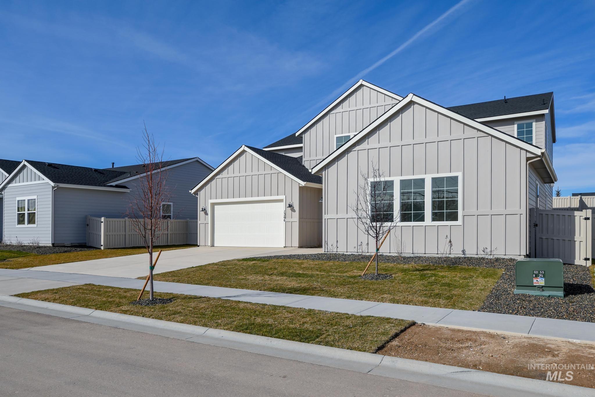 1366 W Grassland Ct, Middleton, Idaho 83644, 4 Bedrooms, 3.5 Bathrooms, Residential For Sale, Price $669,000,MLS 98978268