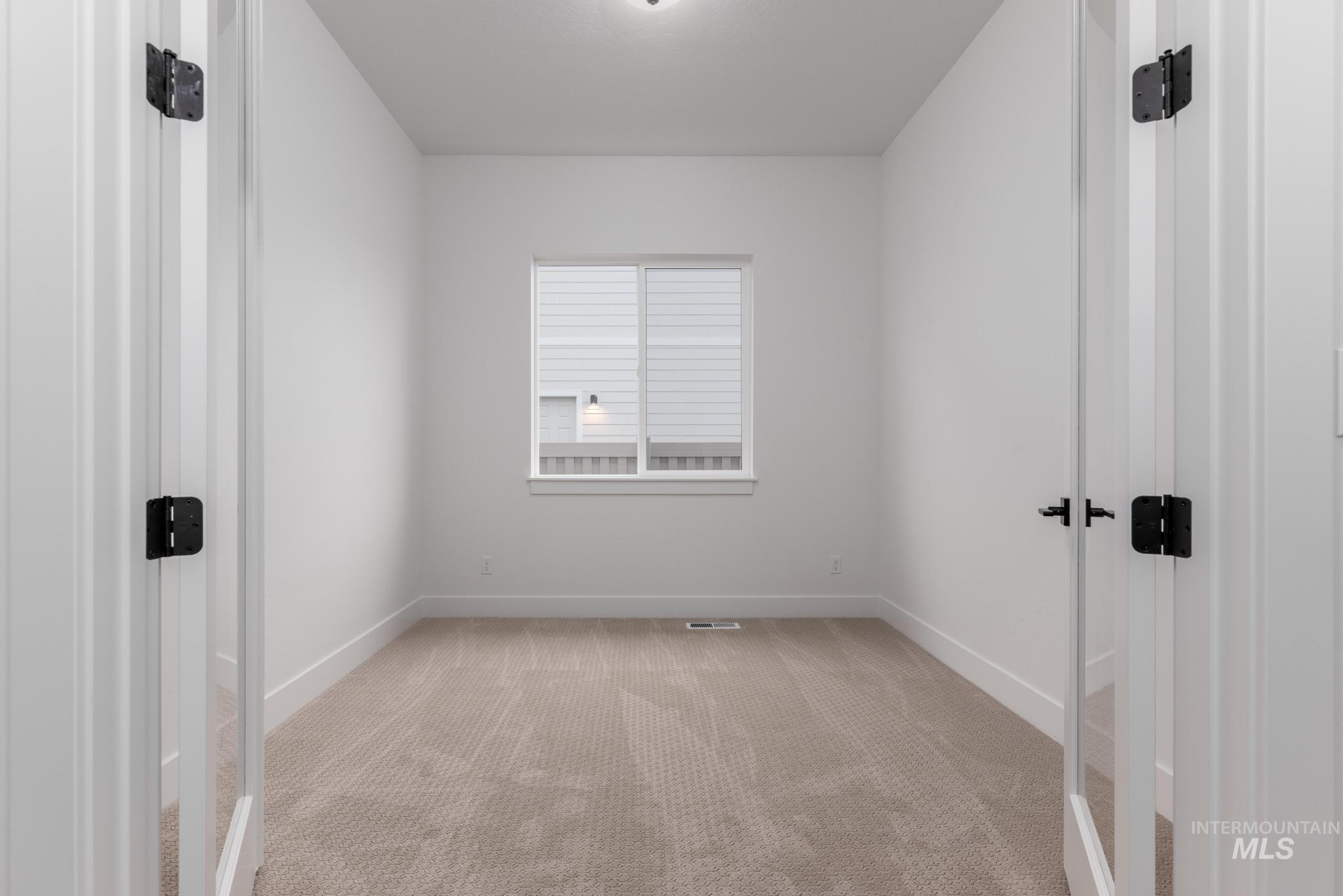 1366 W Grassland Ct, Middleton, Idaho 83644, 4 Bedrooms, 3.5 Bathrooms, Residential For Sale, Price $669,000,MLS 98978268