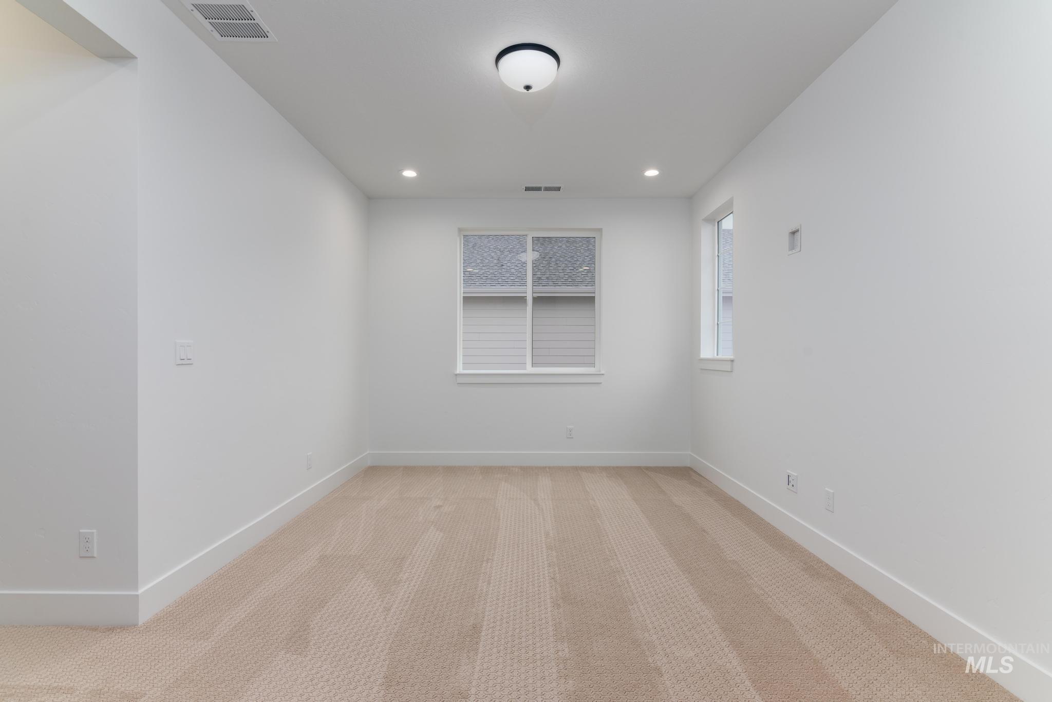 1366 W Grassland Ct, Middleton, Idaho 83644, 4 Bedrooms, 3.5 Bathrooms, Residential For Sale, Price $669,000,MLS 98978268