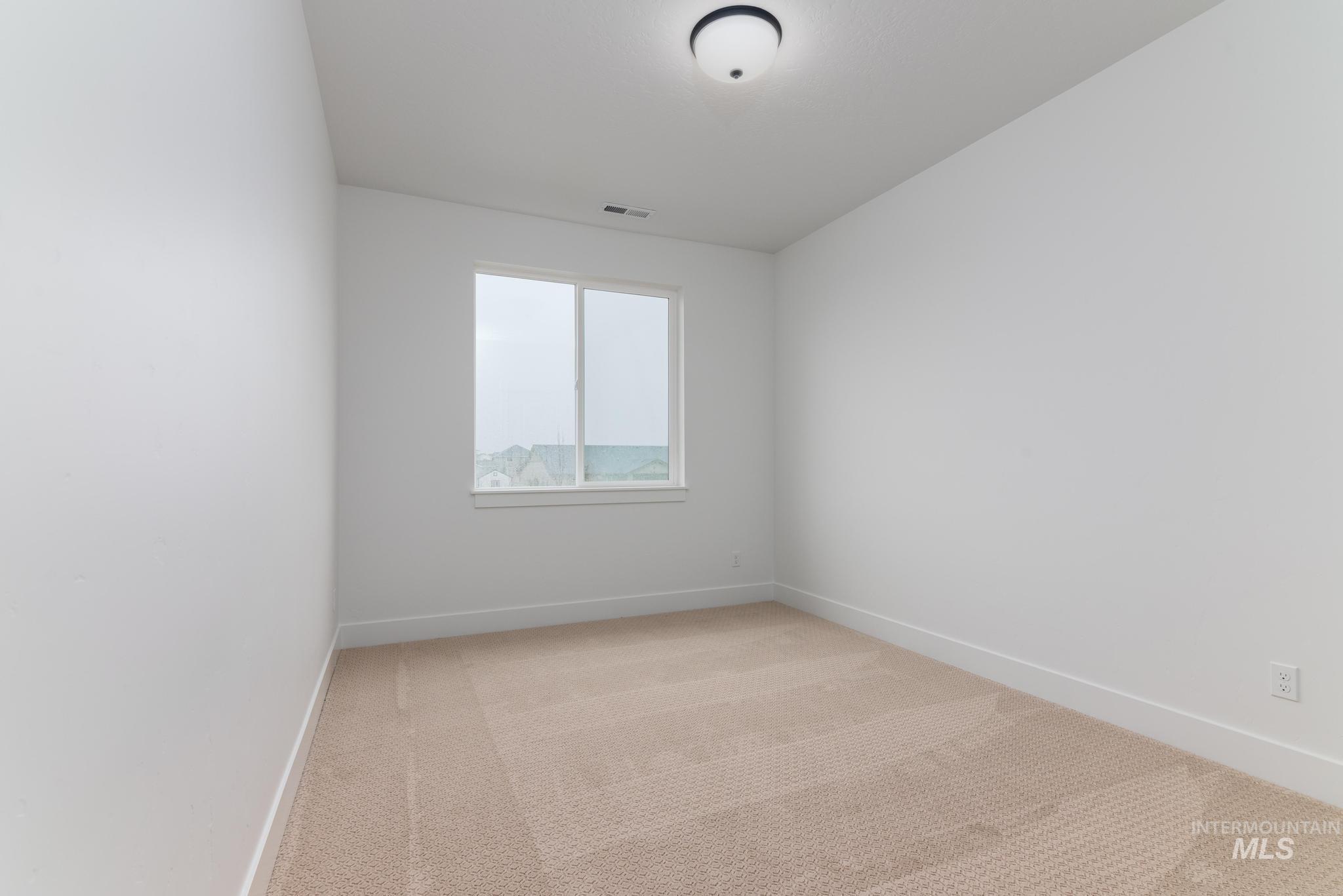 1366 W Grassland Ct, Middleton, Idaho 83644, 4 Bedrooms, 3.5 Bathrooms, Residential For Sale, Price $669,000,MLS 98978268