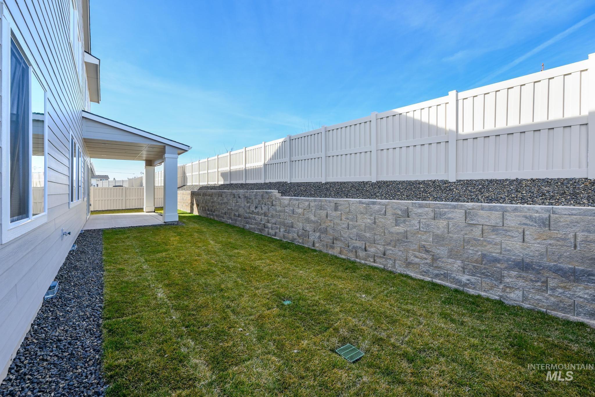 1366 W Grassland Ct, Middleton, Idaho 83644, 4 Bedrooms, 3.5 Bathrooms, Residential For Sale, Price $669,000,MLS 98978268