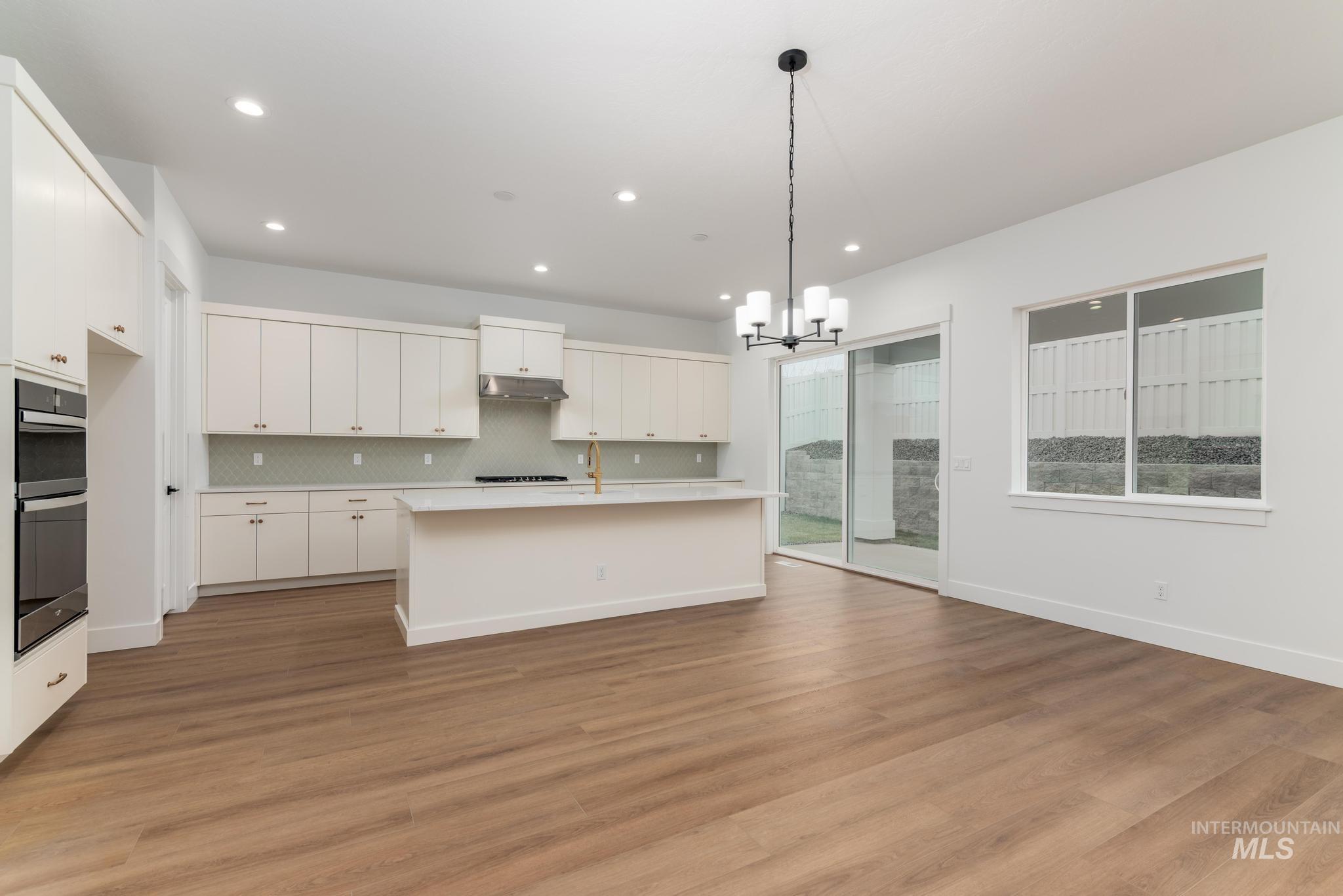 1366 W Grassland Ct, Middleton, Idaho 83644, 4 Bedrooms, 3.5 Bathrooms, Residential For Sale, Price $669,000,MLS 98978268