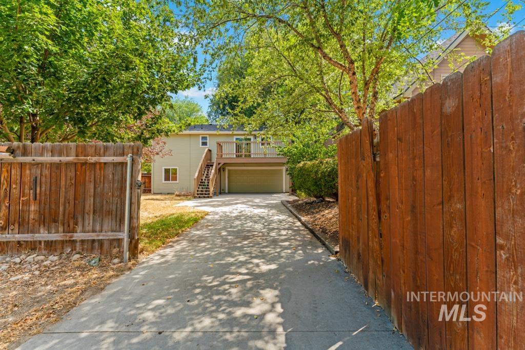 1411 S Euclid Ave., Boise, Idaho 83706, 3 Bedrooms, 2.5 Bathrooms, Residential Income For Sale, Price $599,900,MLS 98978269