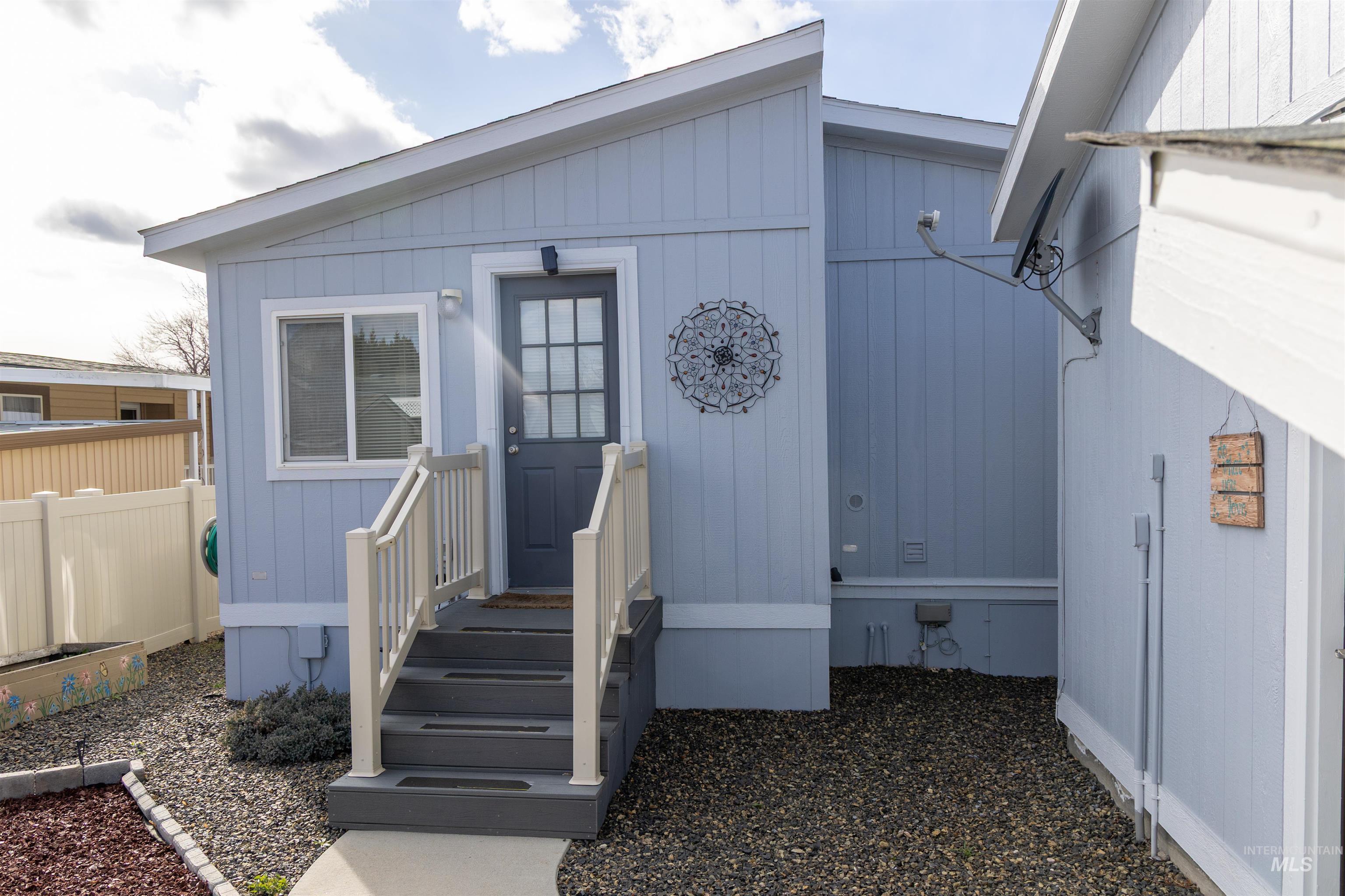 9390 W Ustick #19, Boise, Idaho 83704, 3 Bedrooms, 2 Bathrooms, Residential For Sale, Price $250,000,MLS 98978270