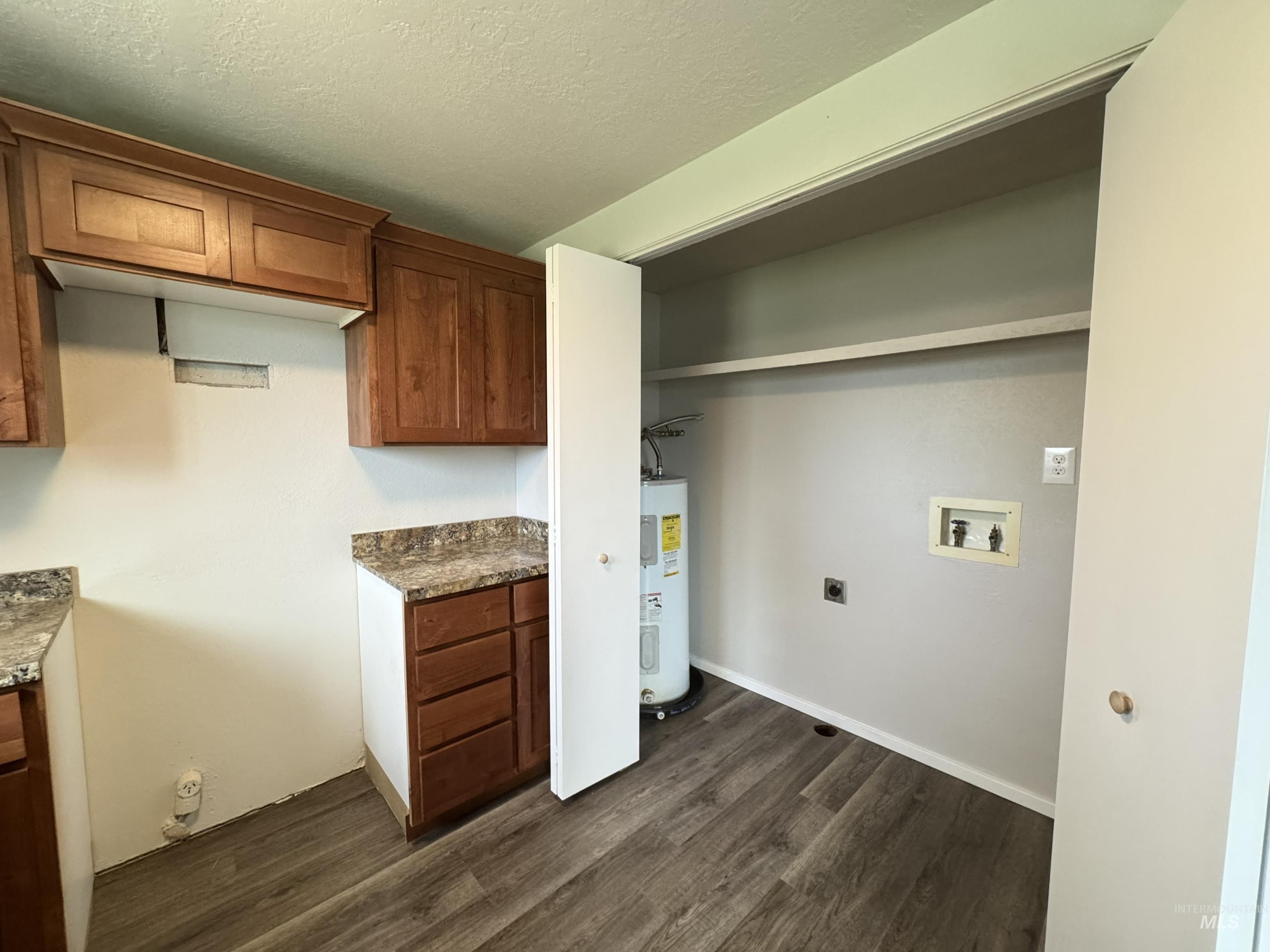 101 Sunset Circle, Buhl, Idaho 83316, 3 Bedrooms, 1.5 Bathrooms, Residential For Sale, Price $285,000,MLS 98978273