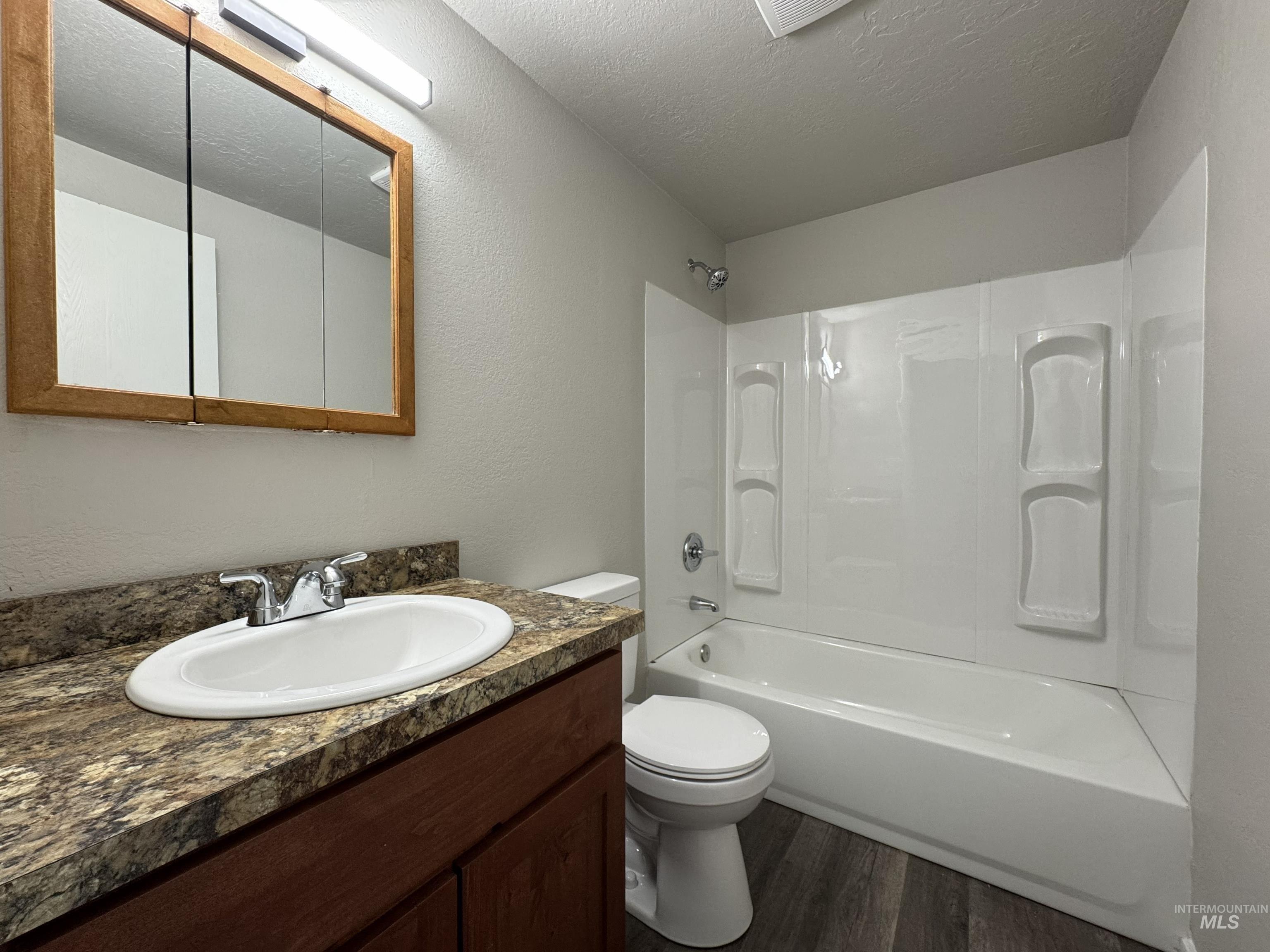 101 Sunset Circle, Buhl, Idaho 83316, 3 Bedrooms, 1.5 Bathrooms, Residential For Sale, Price $285,000,MLS 98978273