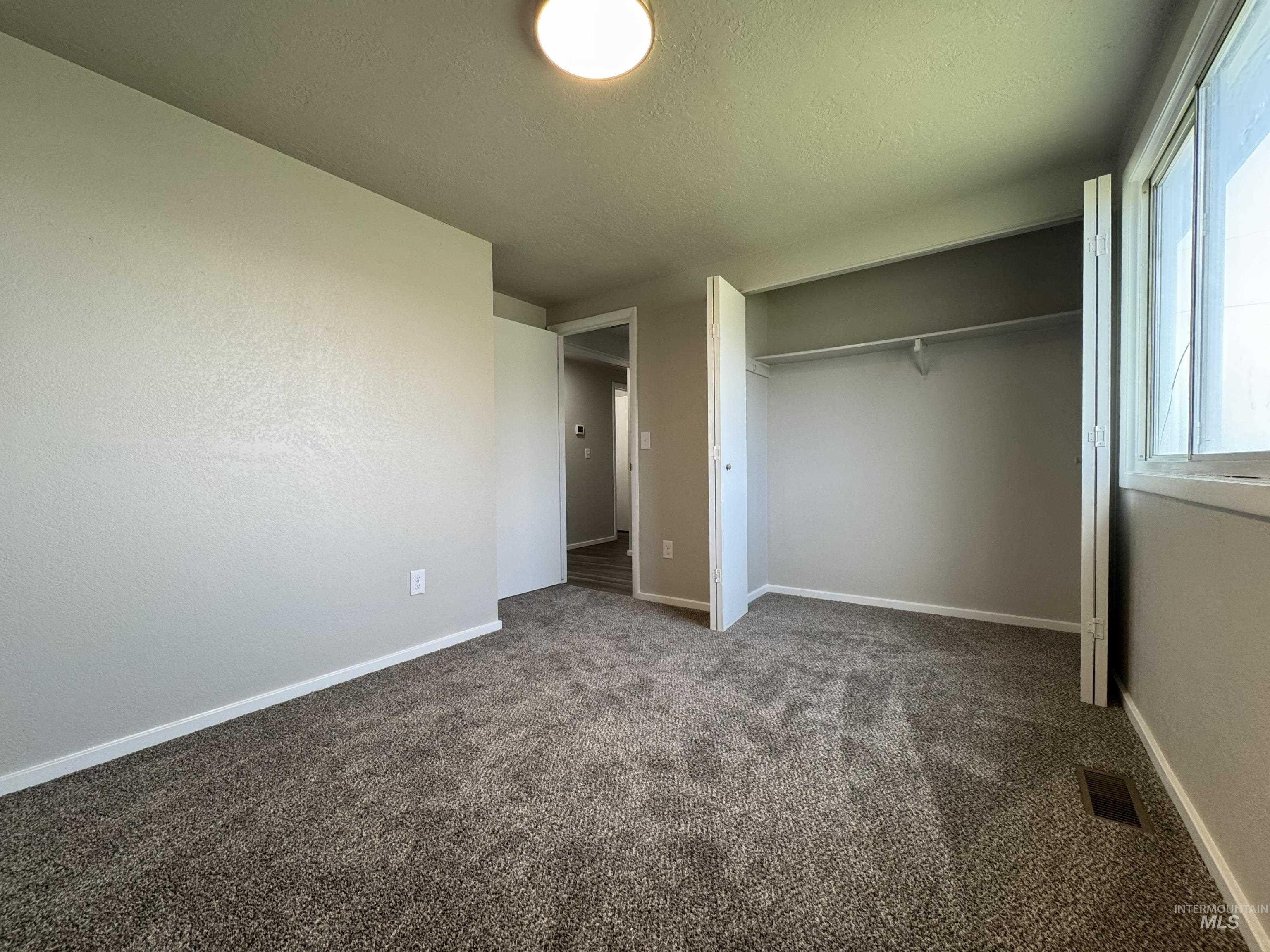 101 Sunset Circle, Buhl, Idaho 83316, 3 Bedrooms, 1.5 Bathrooms, Residential For Sale, Price $285,000,MLS 98978273