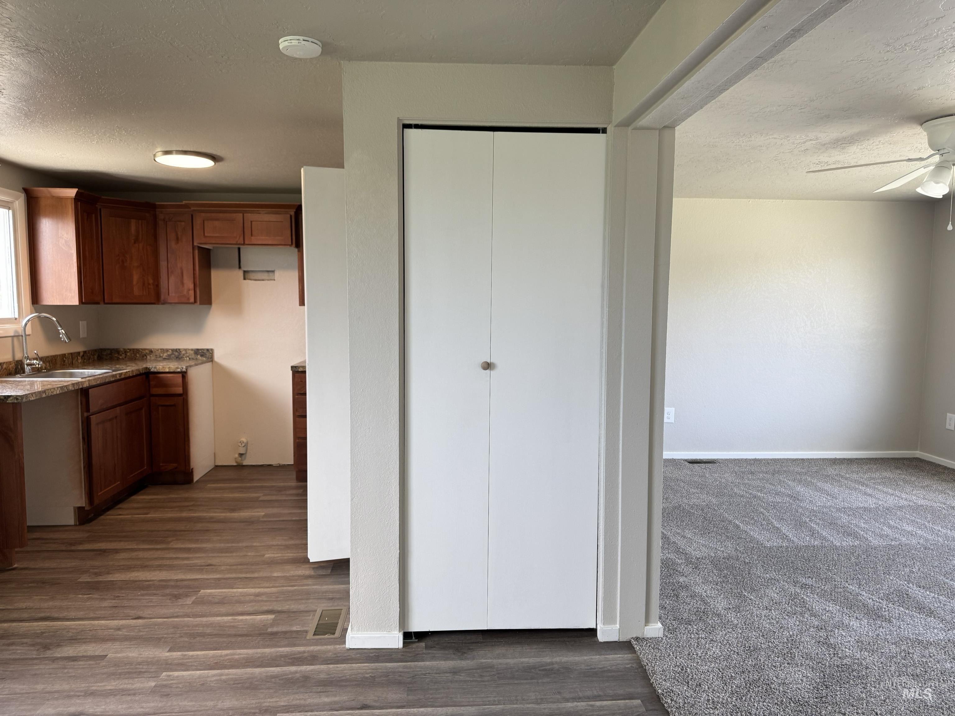 101 Sunset Circle, Buhl, Idaho 83316, 3 Bedrooms, 1.5 Bathrooms, Residential For Sale, Price $285,000,MLS 98978273